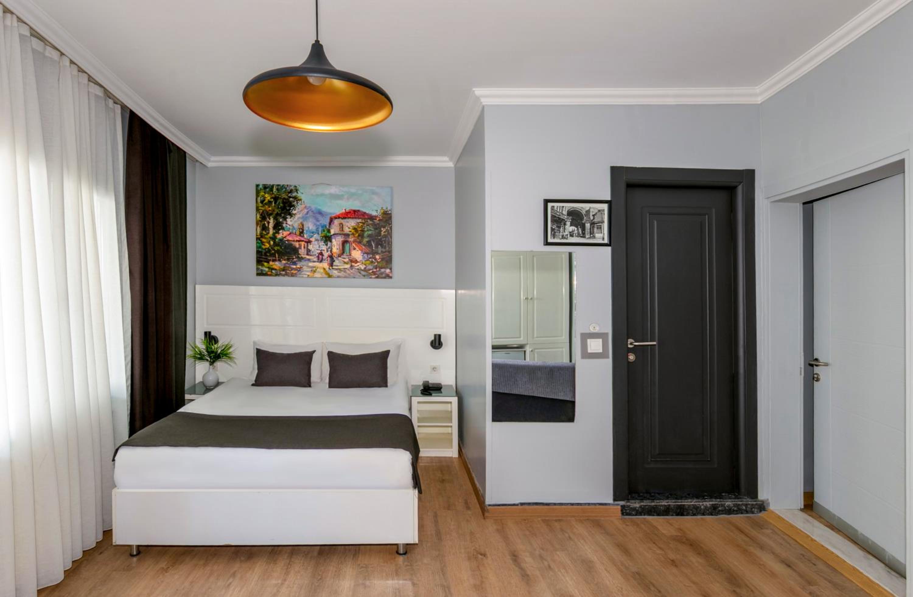 Suite with Terrace photo 3