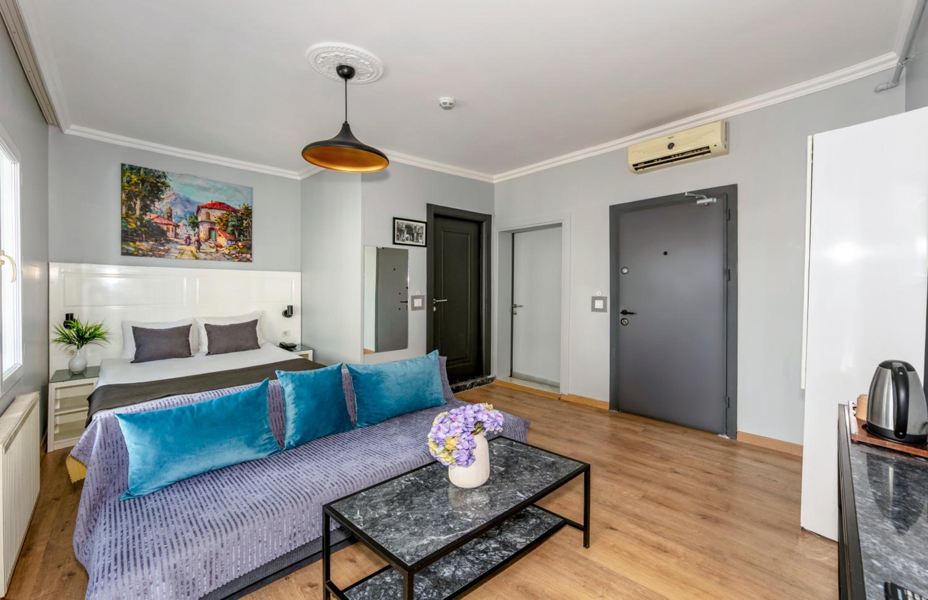 Standard Suite photo 3