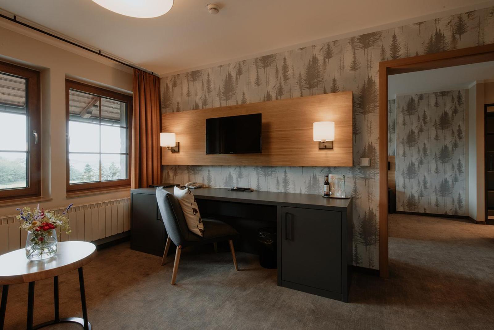 Comfort Suite photo 2