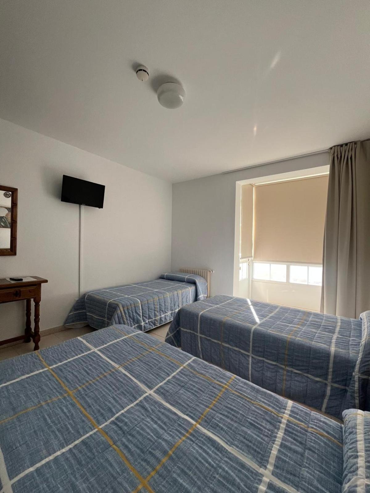 Triple Room with Private Bathroom