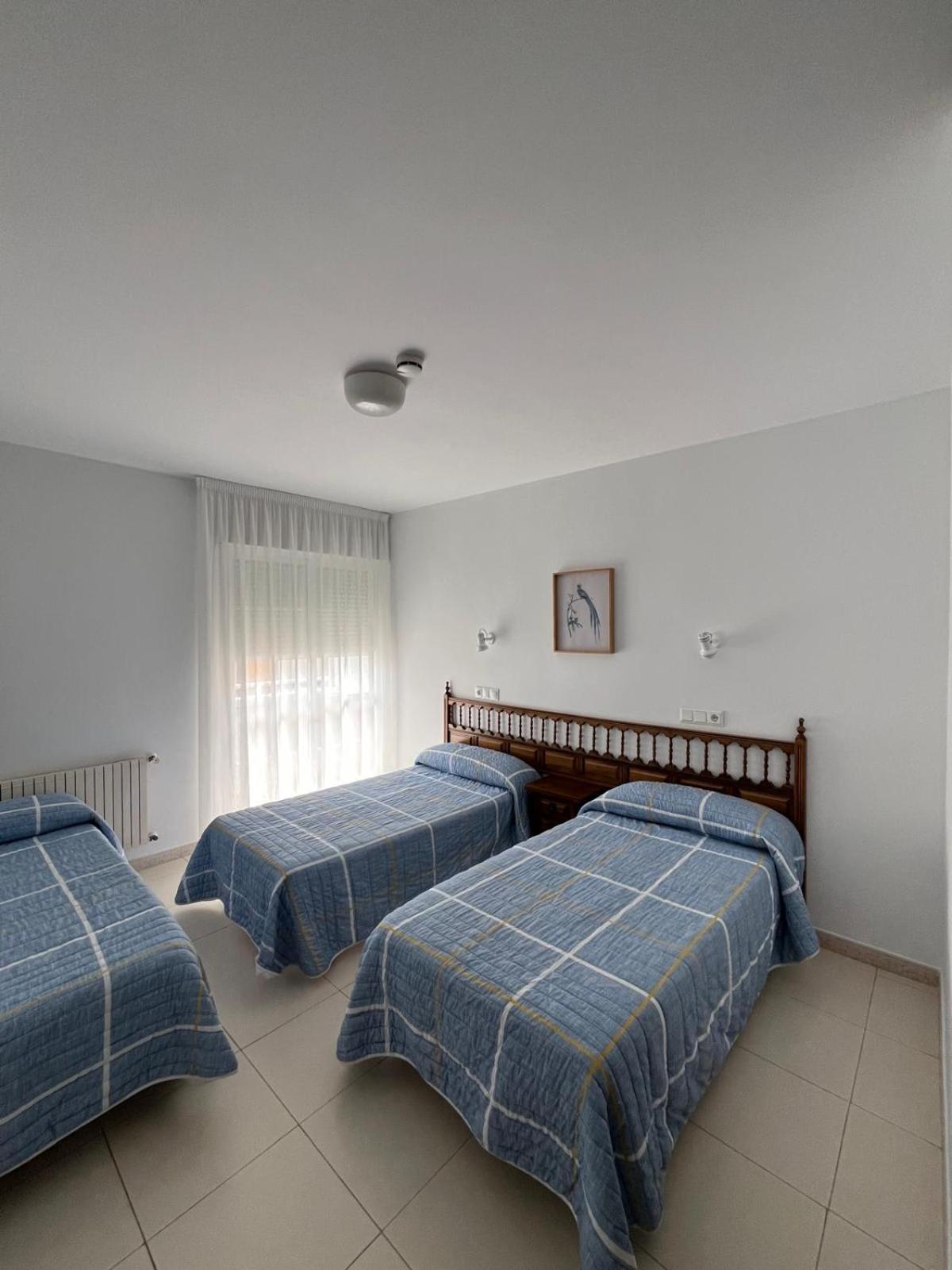 Triple Room with Private Bathroom