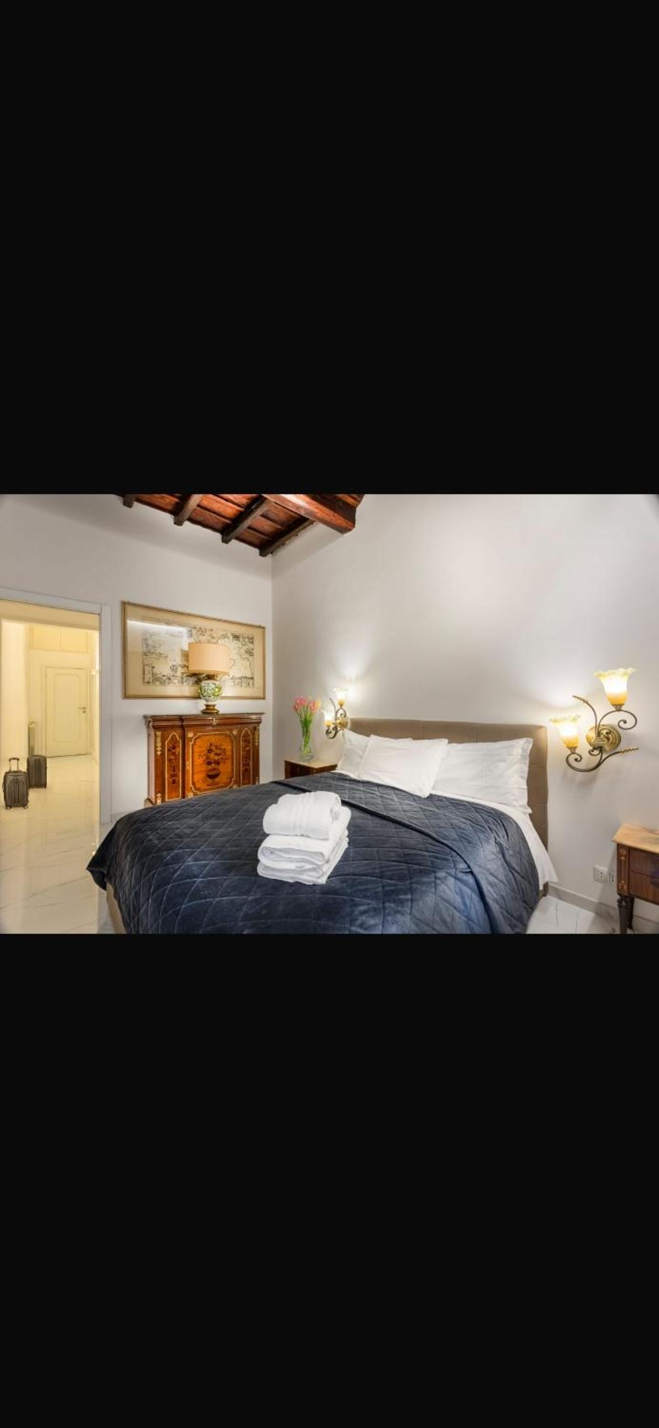 Superior Family Room - Separate Building photo 1