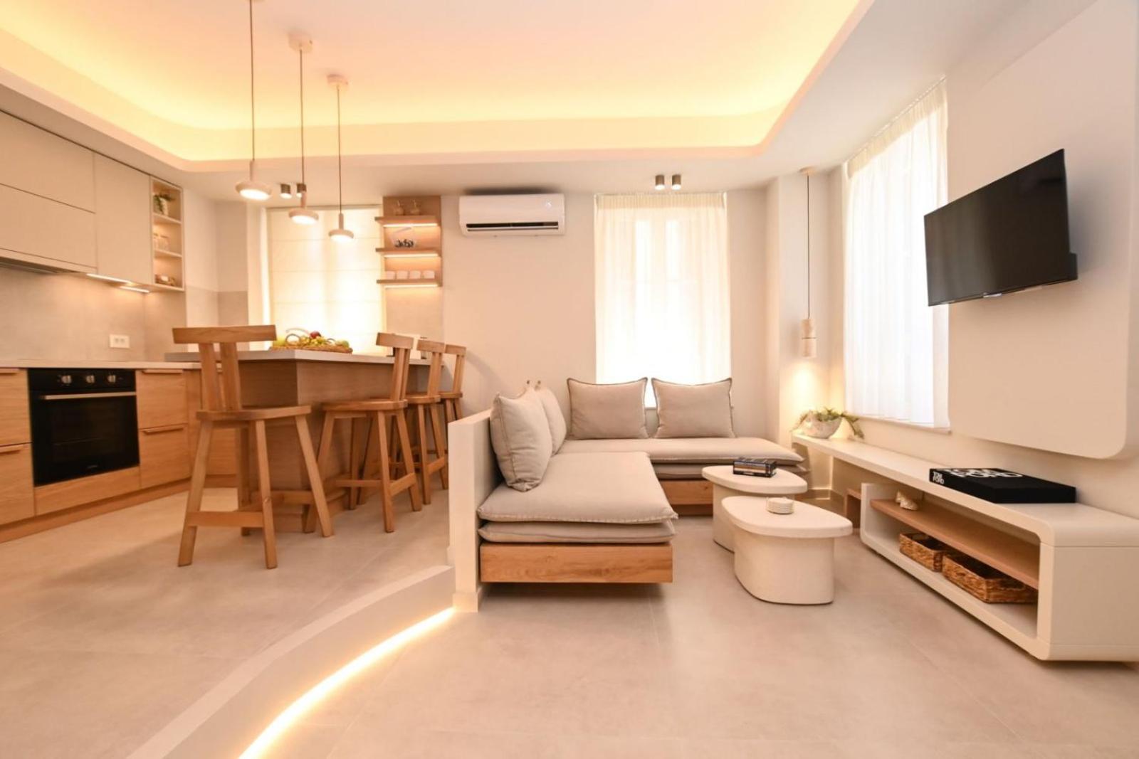 Two-Bedroom House photo 2