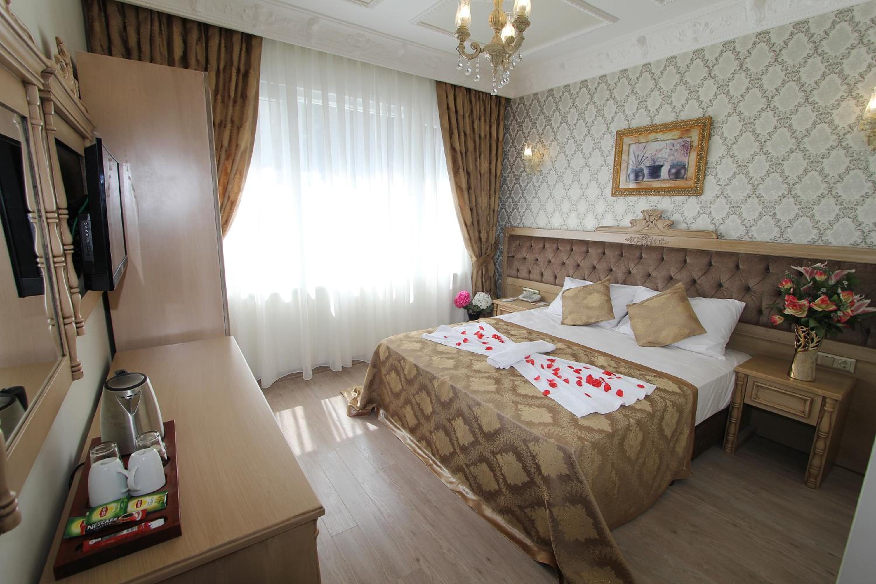 Double or Twin Room photo 2