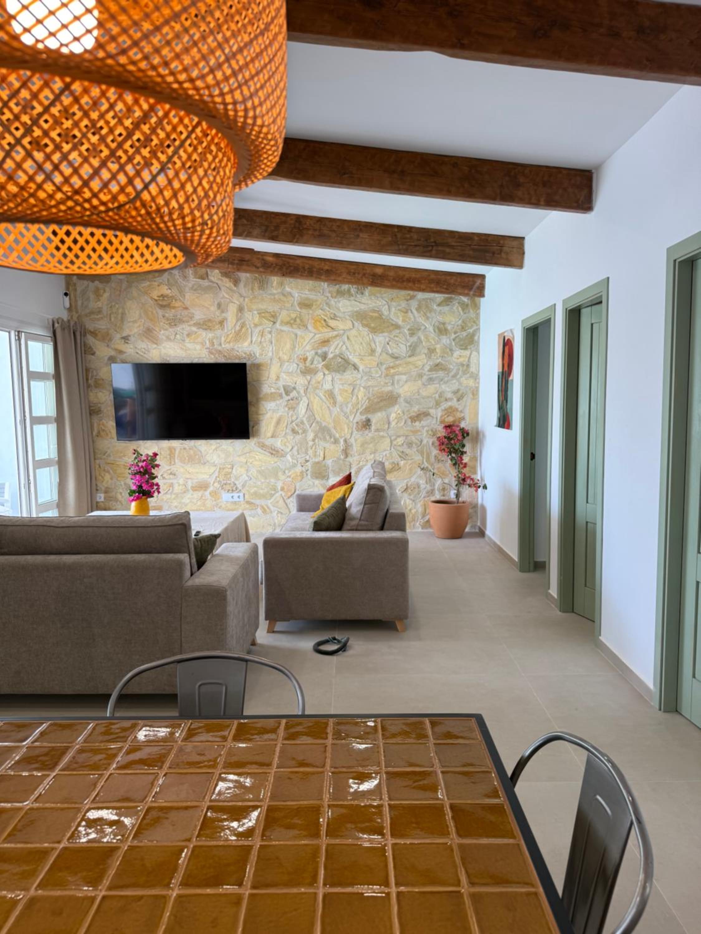 Three-Bedroom House photo 2