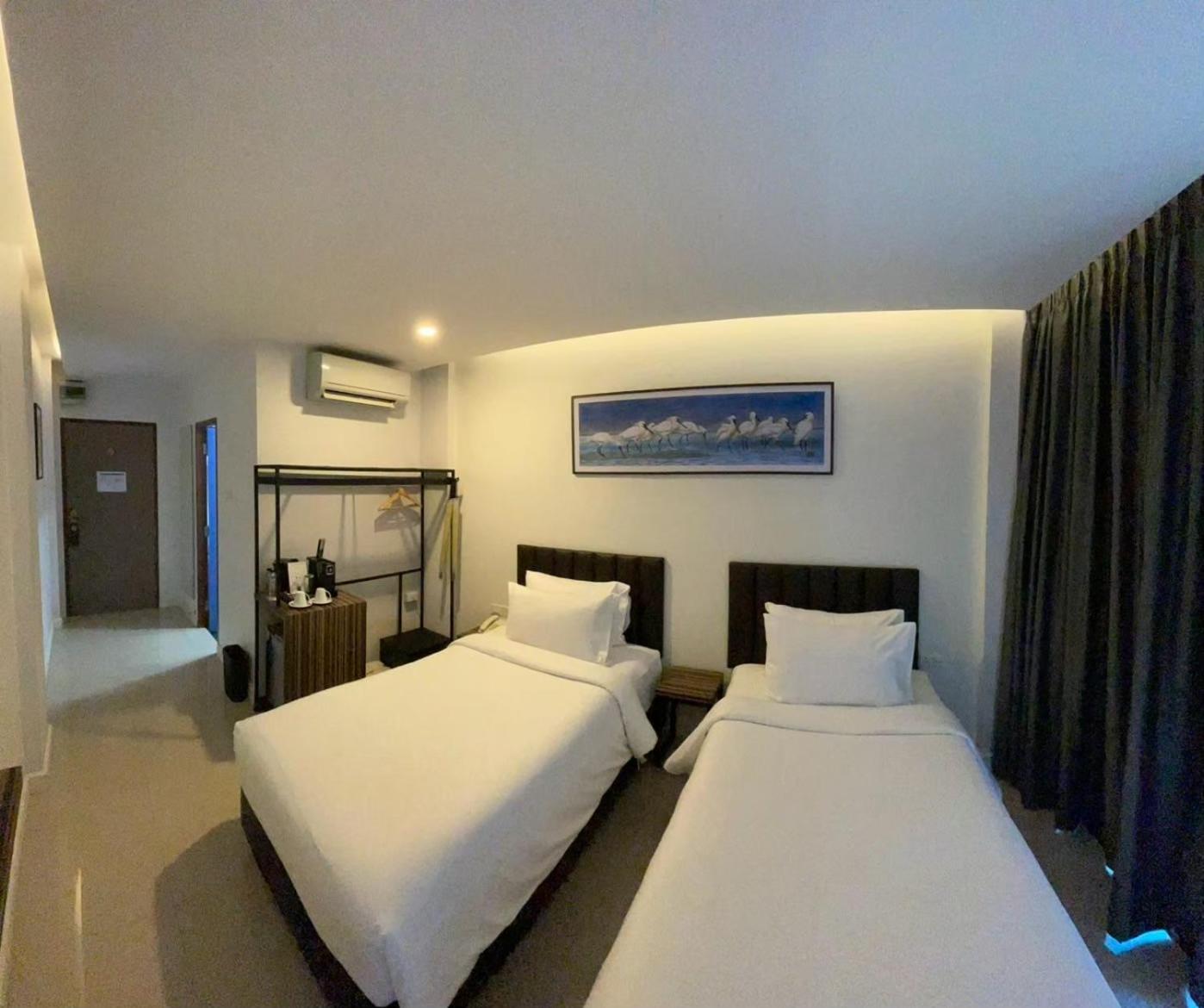 Standard Twin Room photo 3