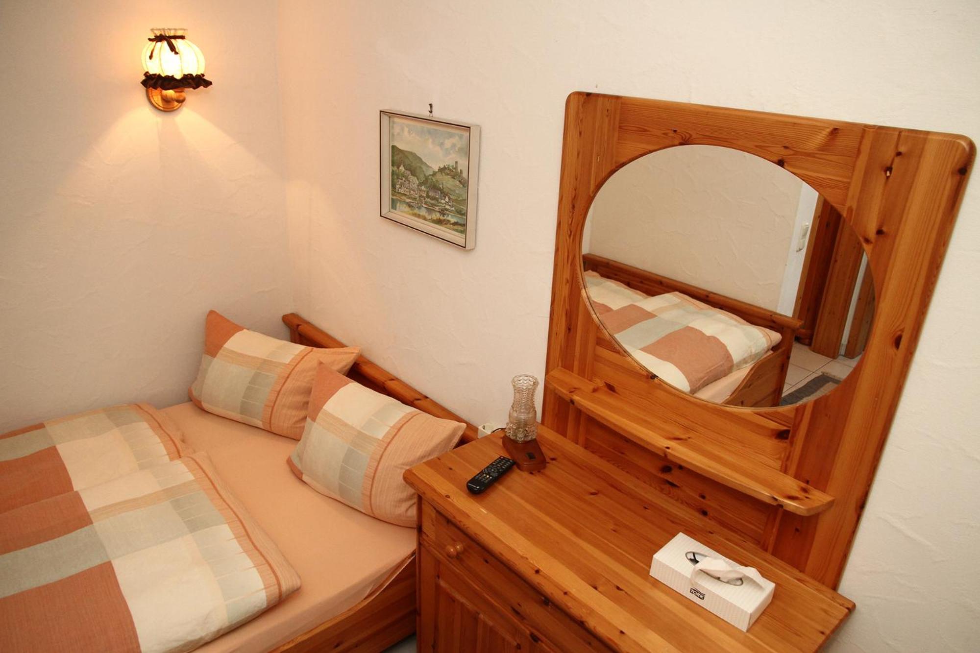 Single Room With Private Bathroom photo 1