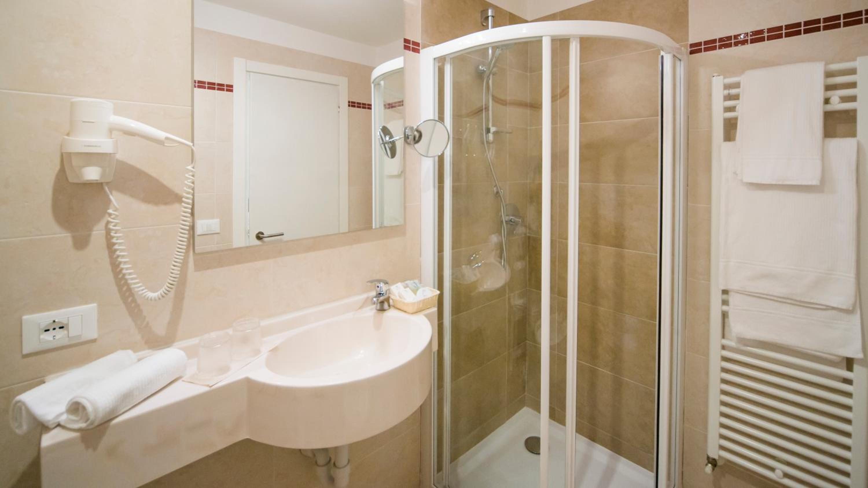 Economy Double or Twin Room