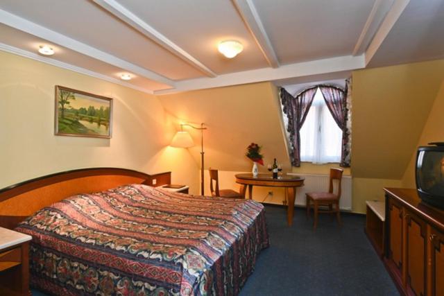 Double Room - Photo 1