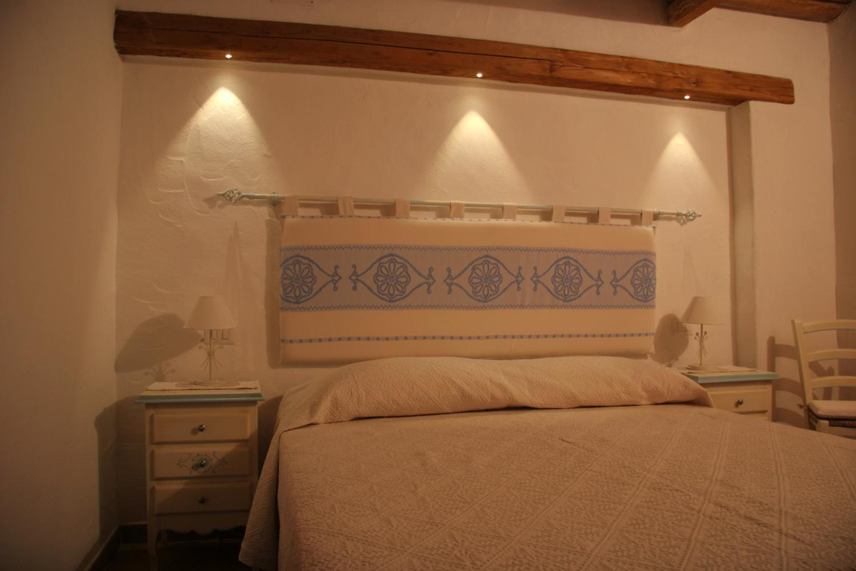 Double Room with Private External Bathroom photo 1