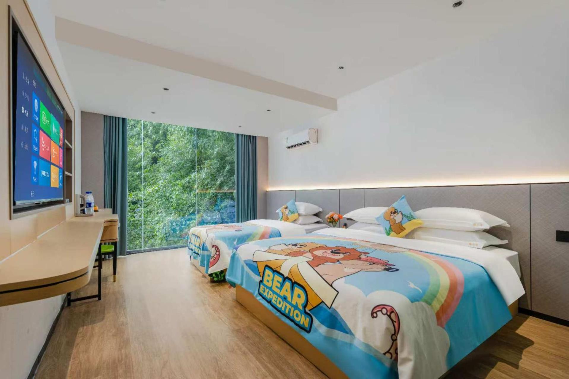 Double or Twin Room with Private Bathroom