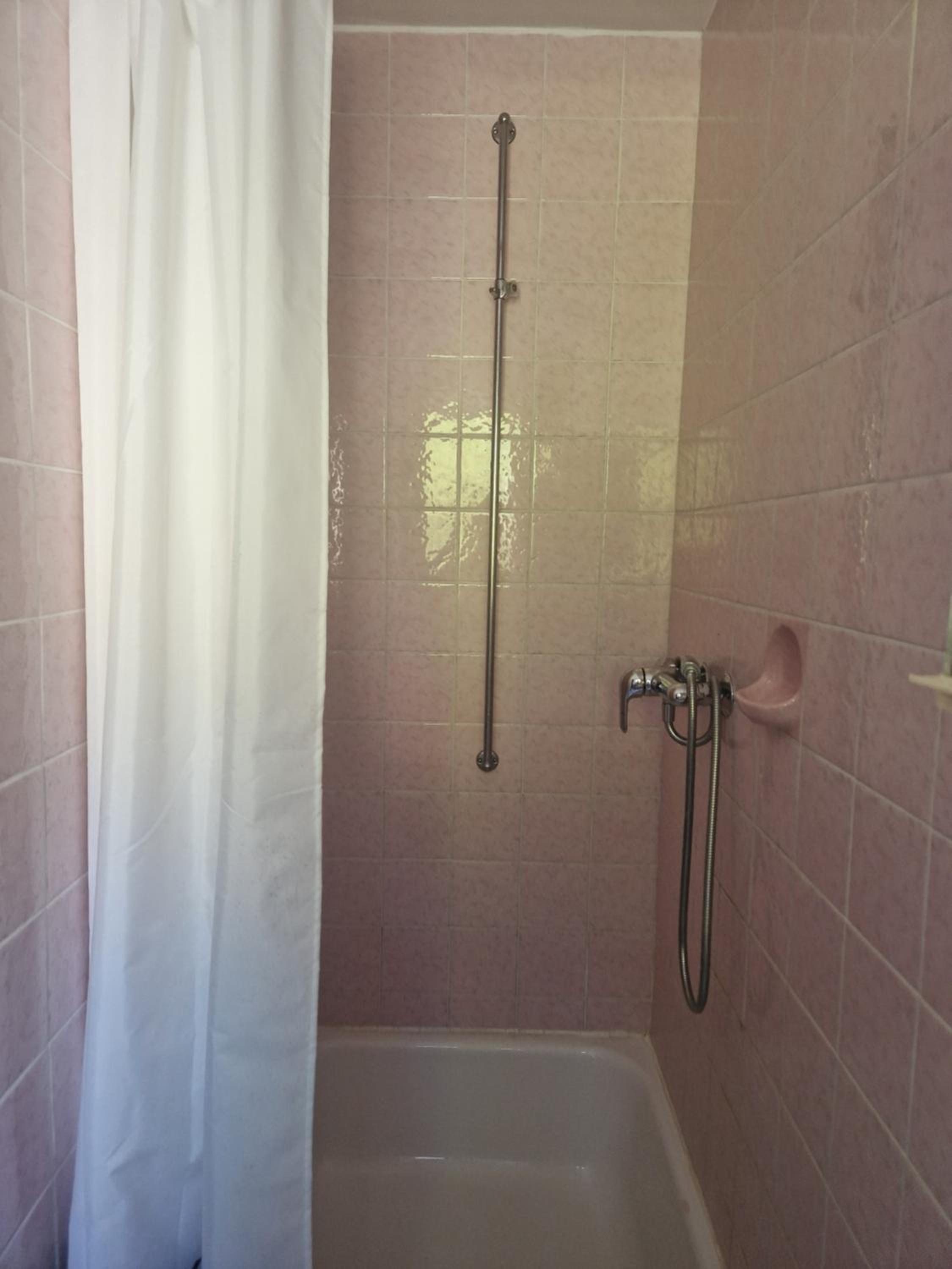 Economy Double Room photo 2