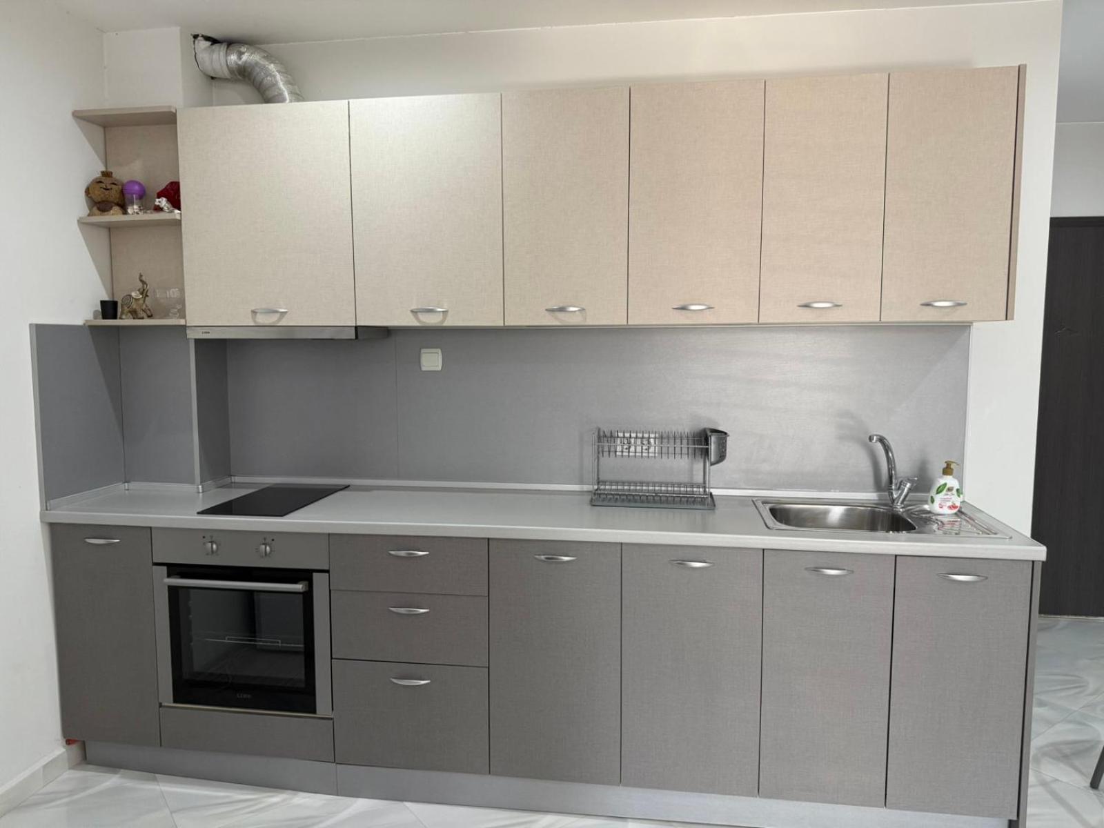 One-Bedroom Apartment with City View