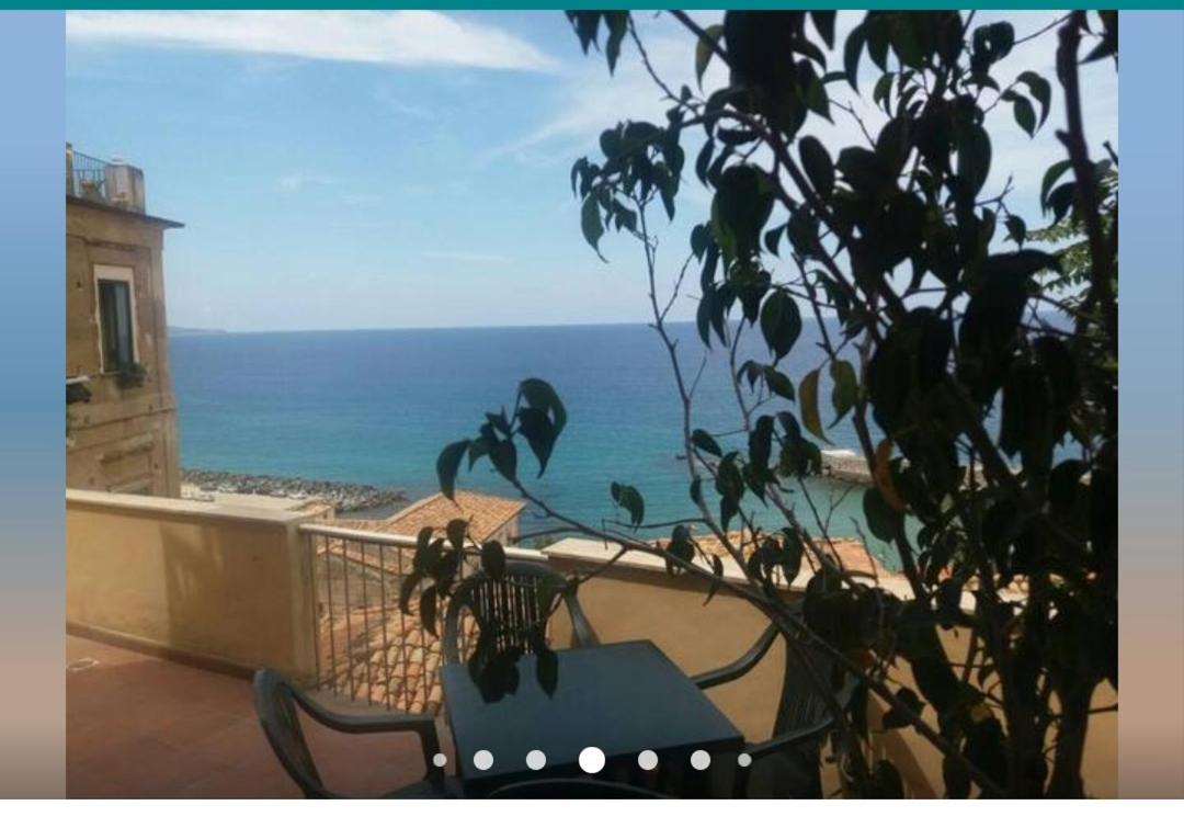 Two-Bedroom Apartment with Terrace and Sea View photo 2
