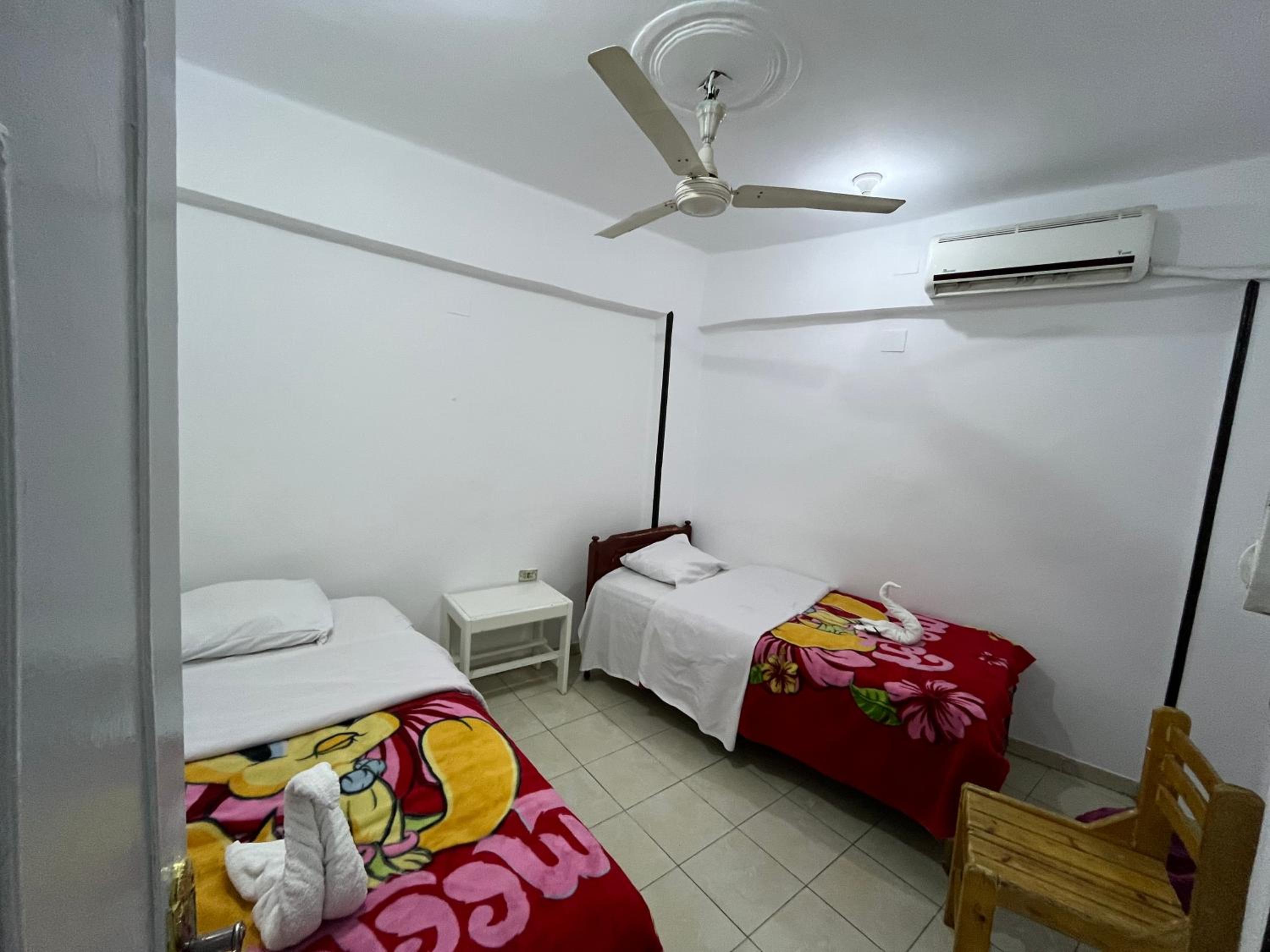 Double Room with Shared Bathroom photo 2