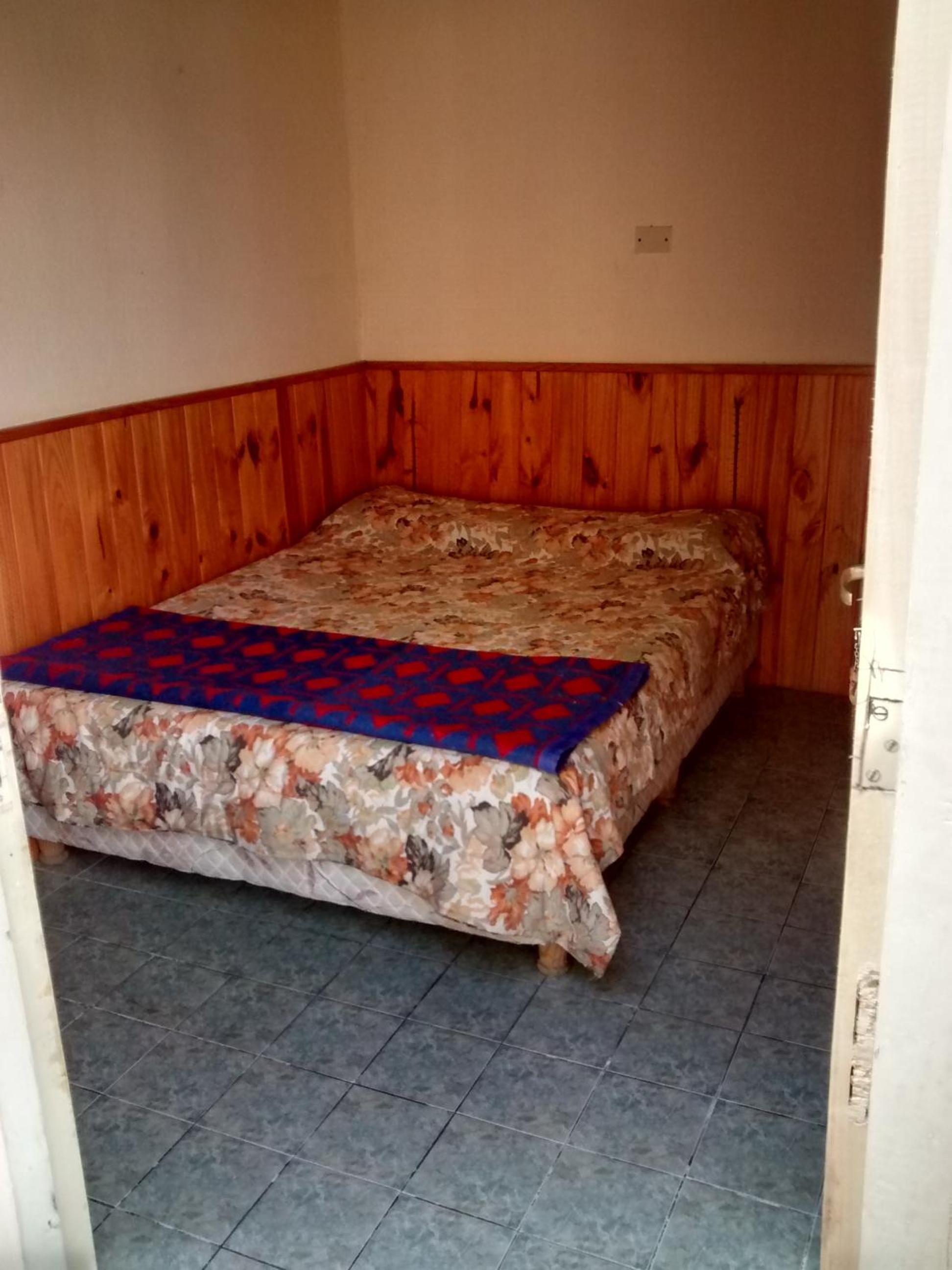 Queen Room photo 2