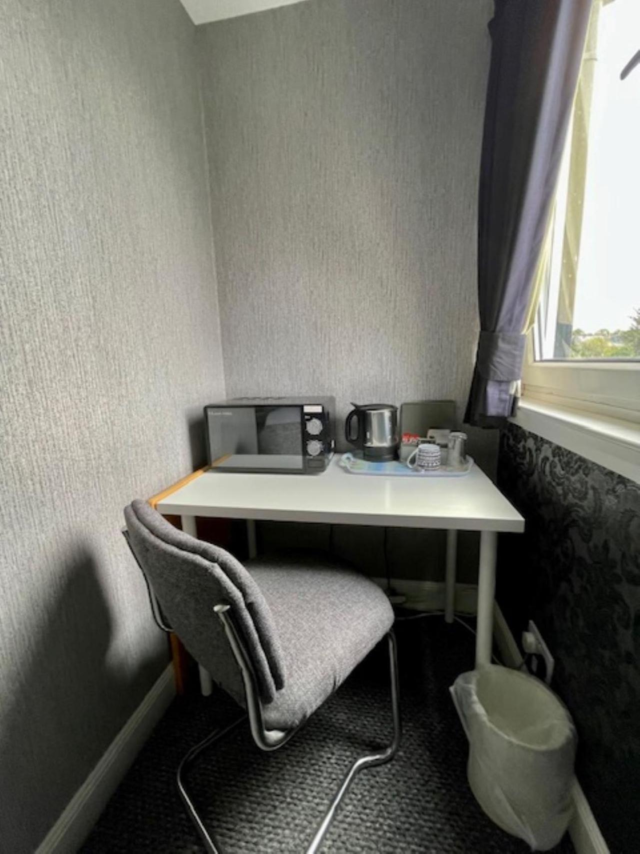 Double Room with Private Bathroom photo 2