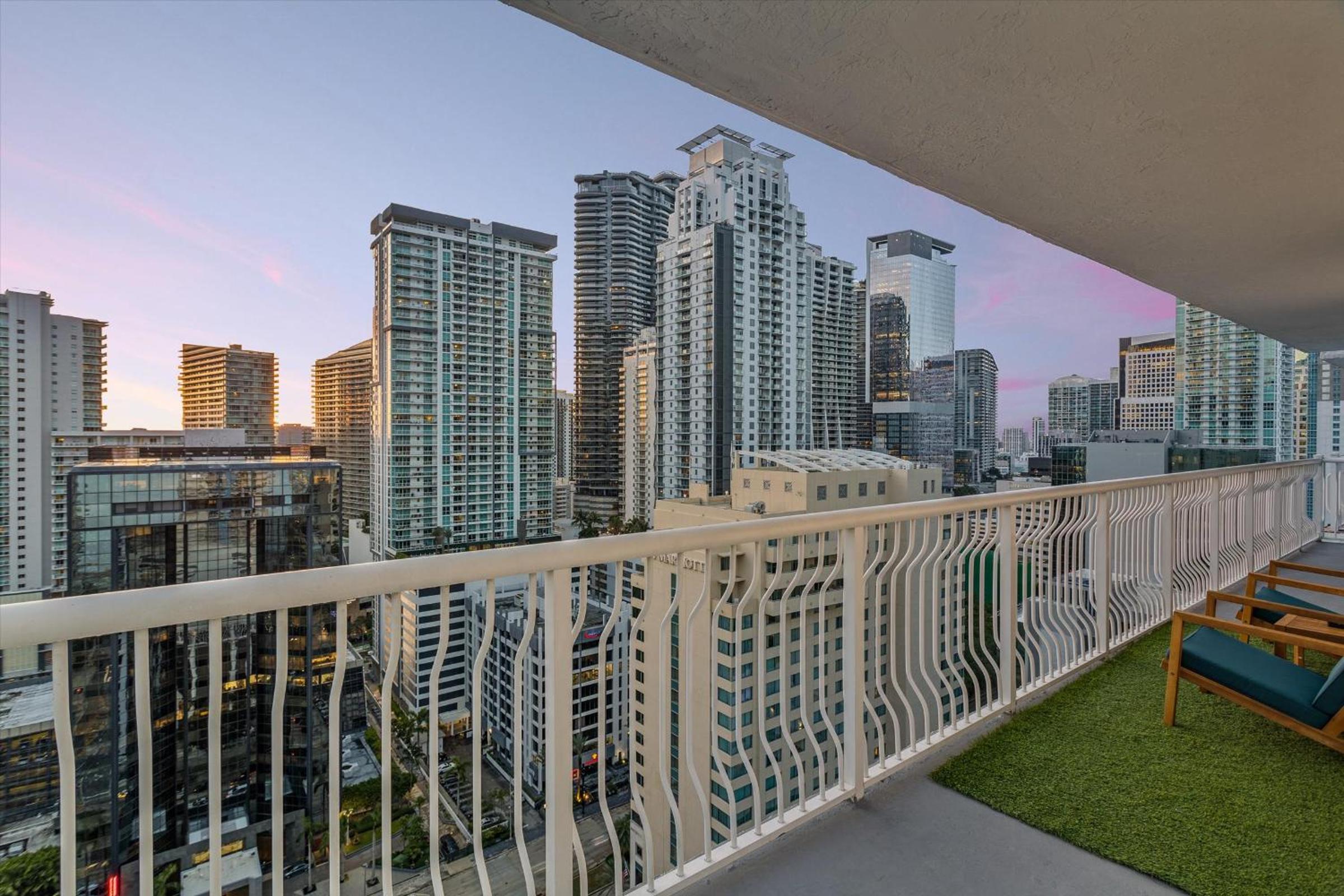 Family Suite with Balcony photo 1
