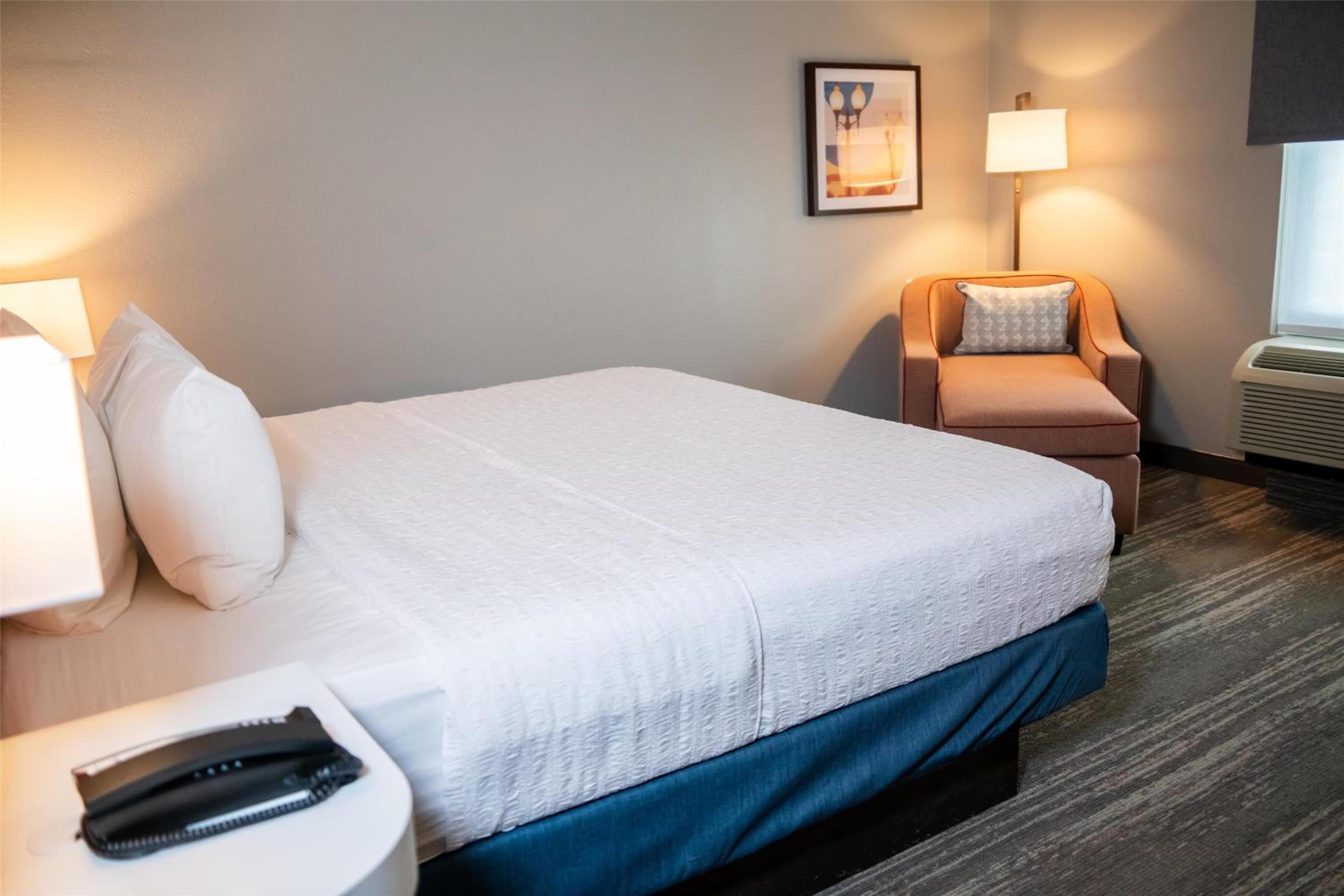 King Room - Mobility Access/Non-Smoking - Photo 2