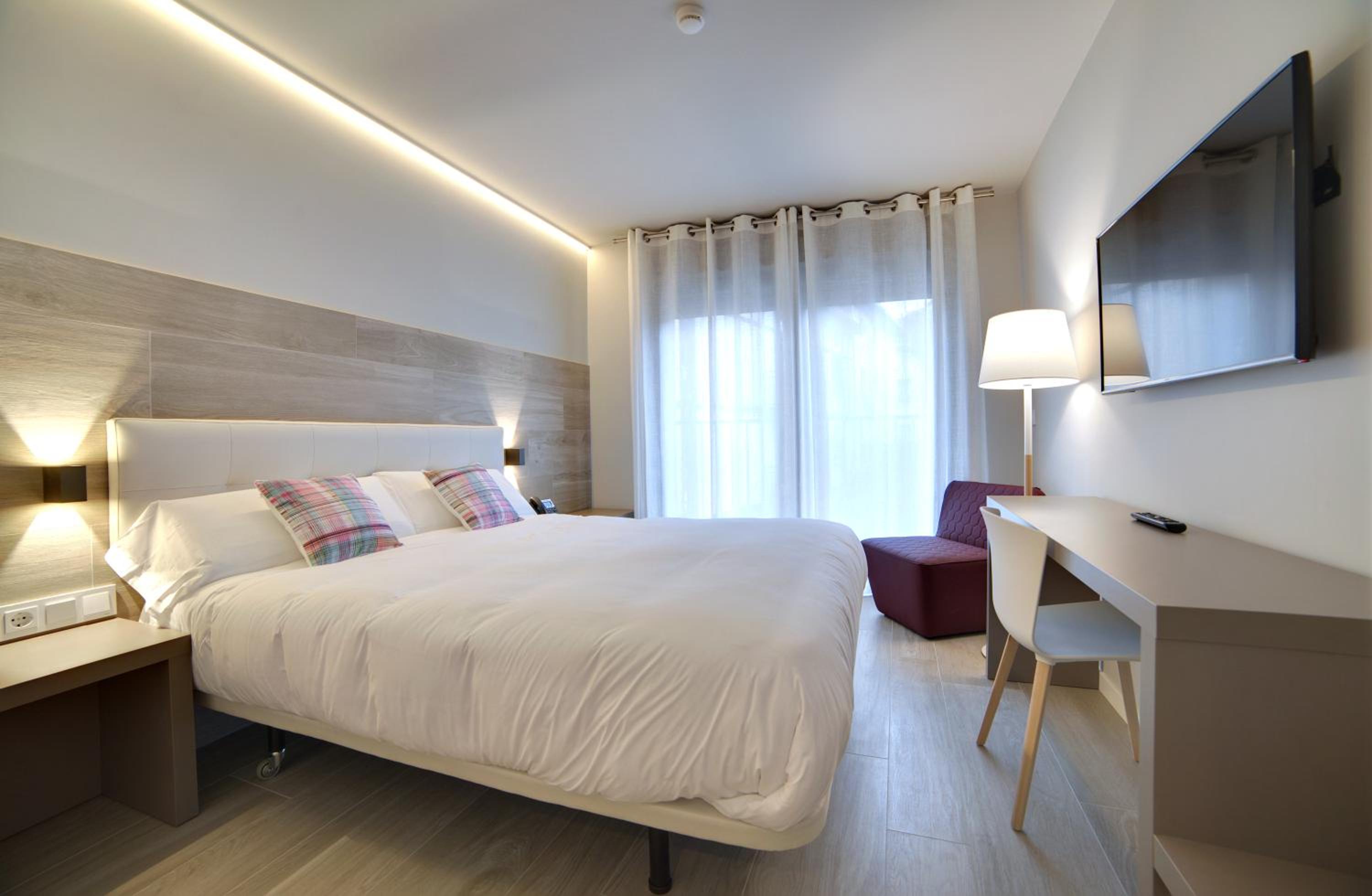 Double Room - Photo 3