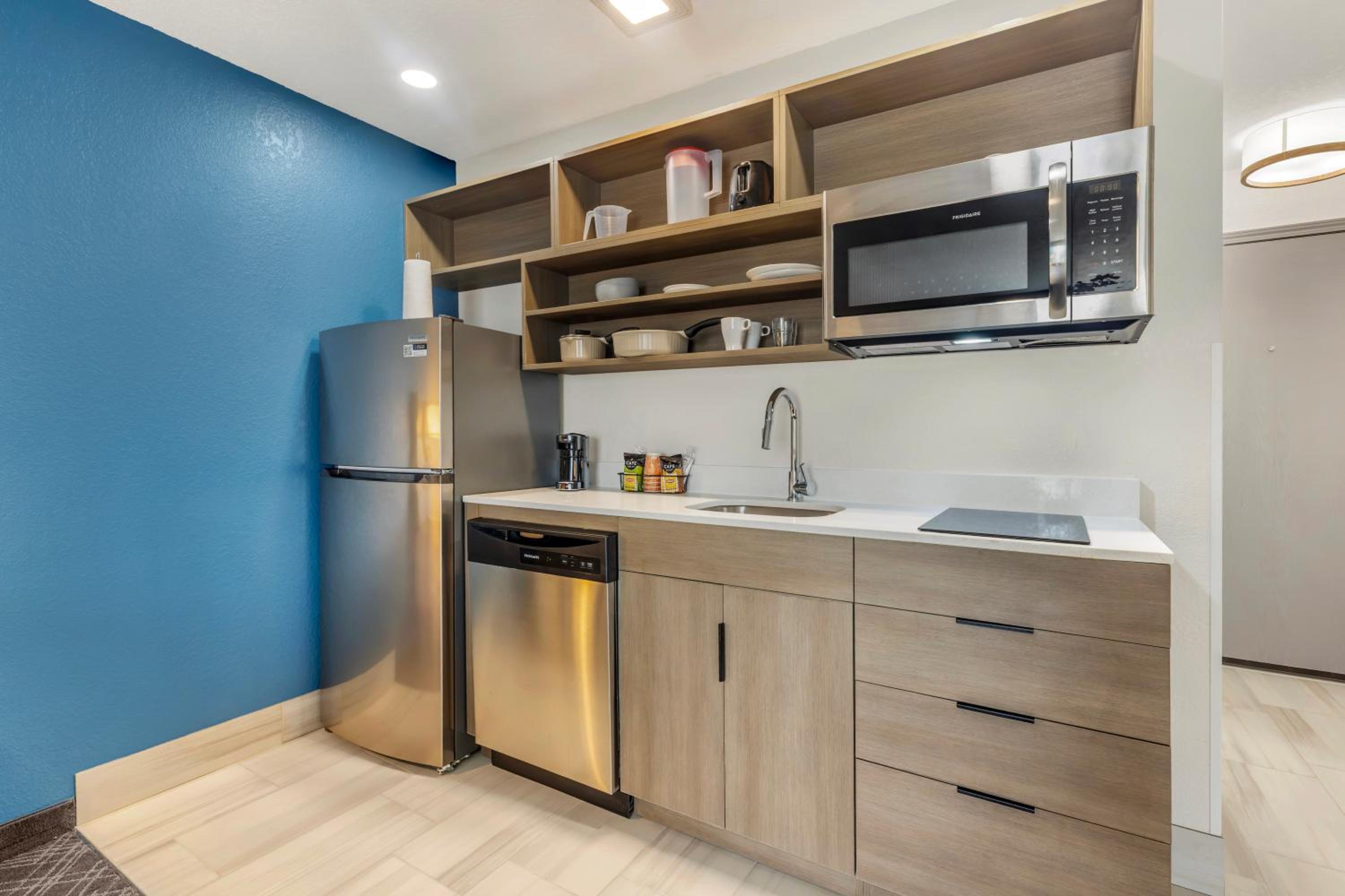 King Room with Kitchenette