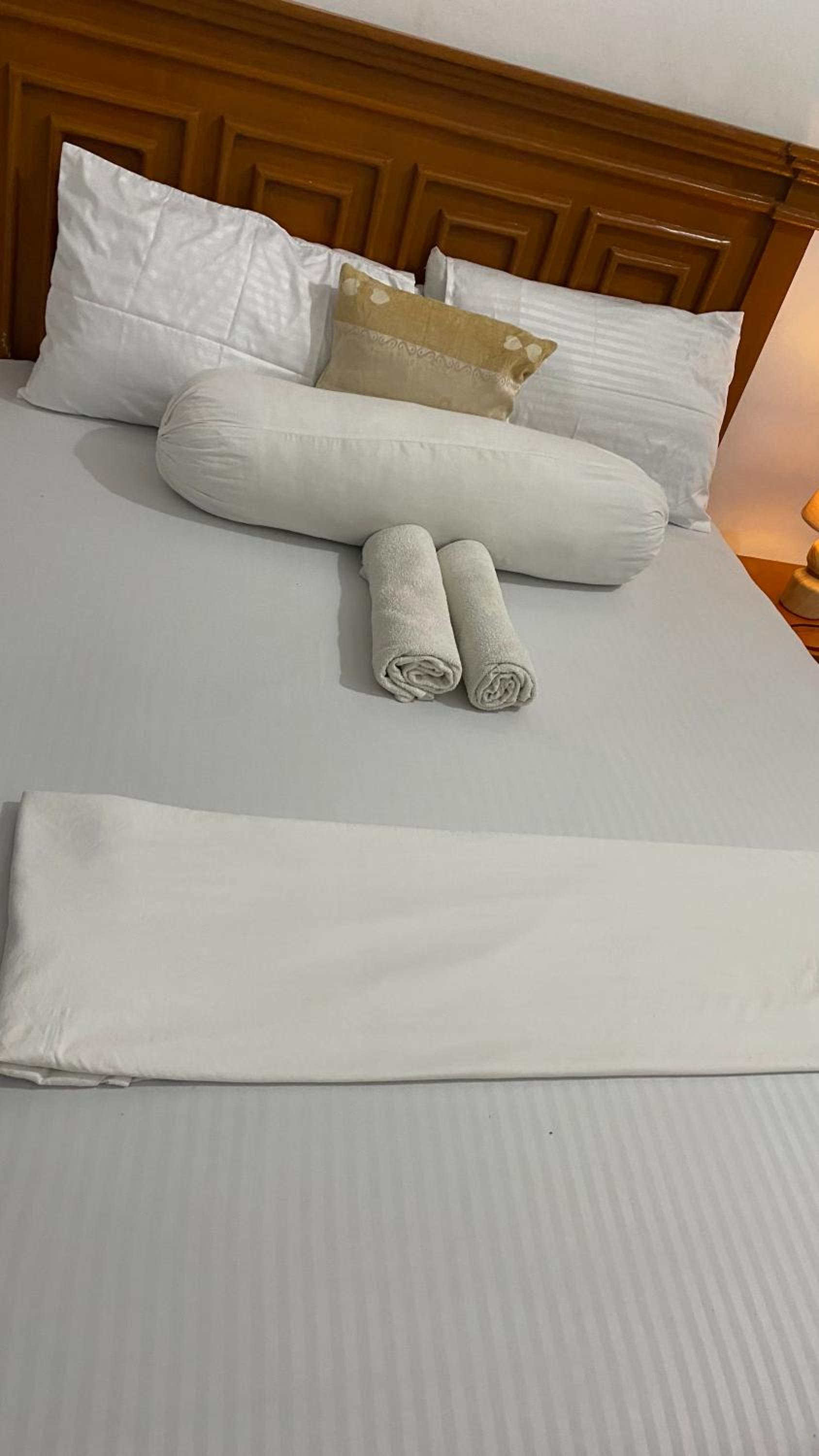 Double Room with Shared Bathroom