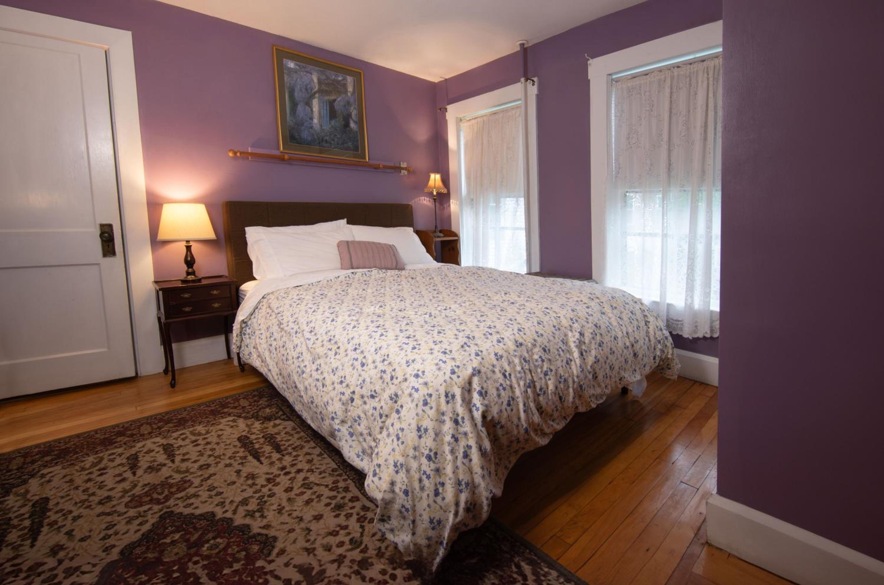 Queen Suite with Pool View photo 1