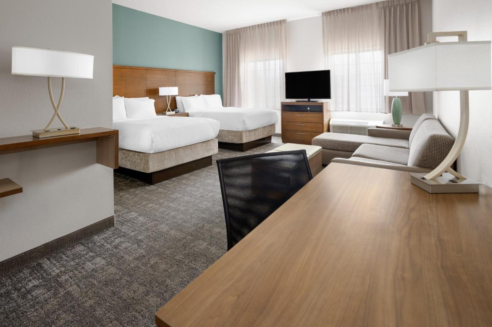 Studio Suite with Two Double Beds - Photo 2