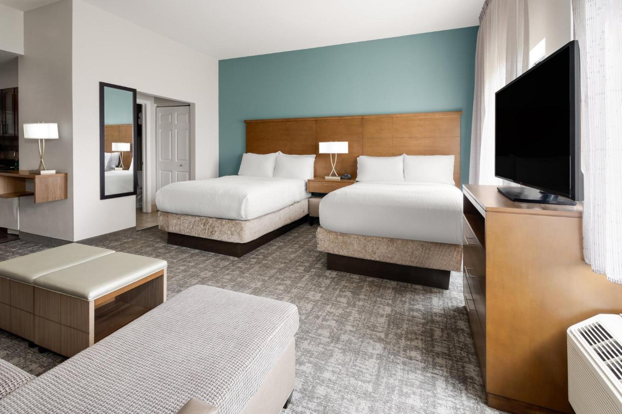 Studio Suite with Two Double Beds - Photo 3