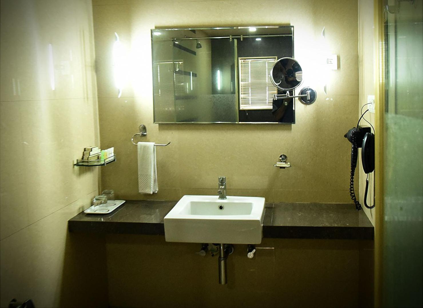 Deluxe Double Room - Photo 2