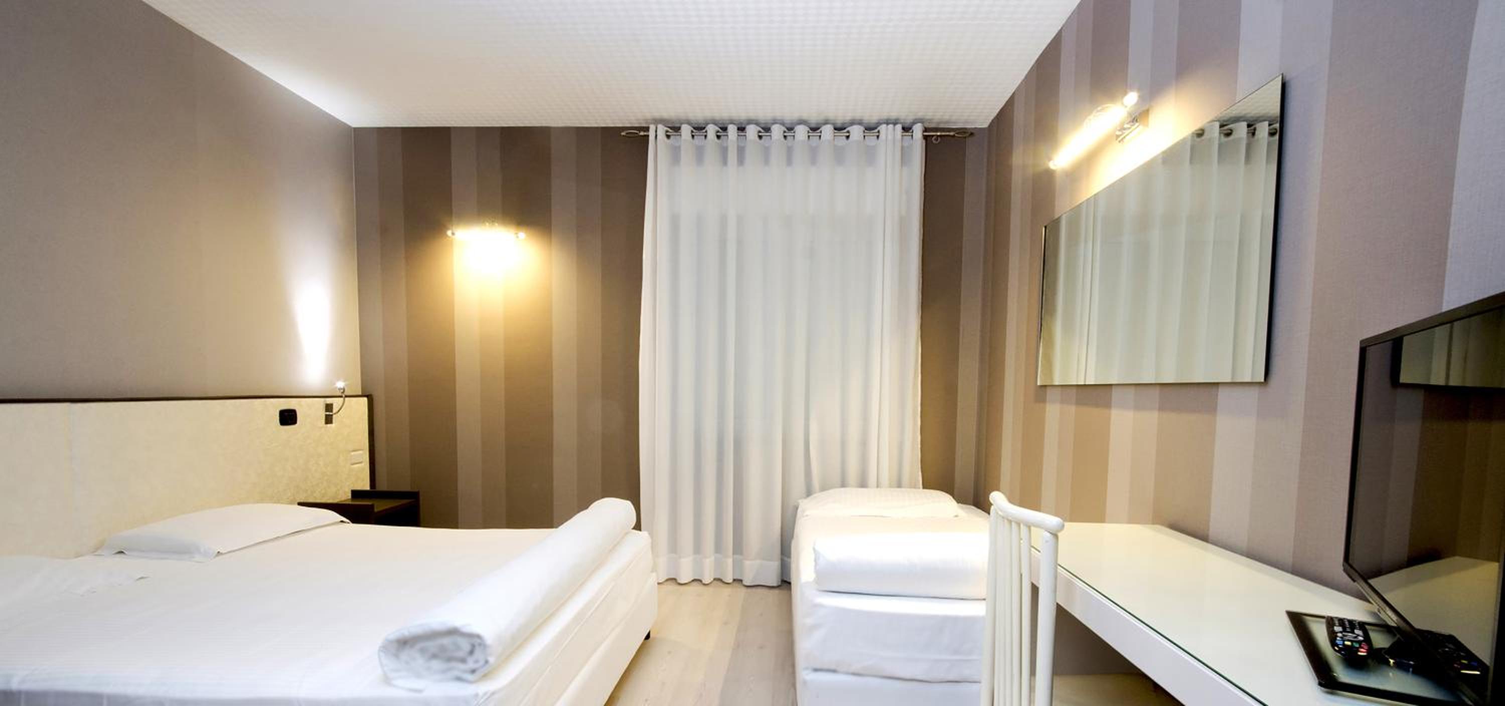 Triple Room - Photo 1