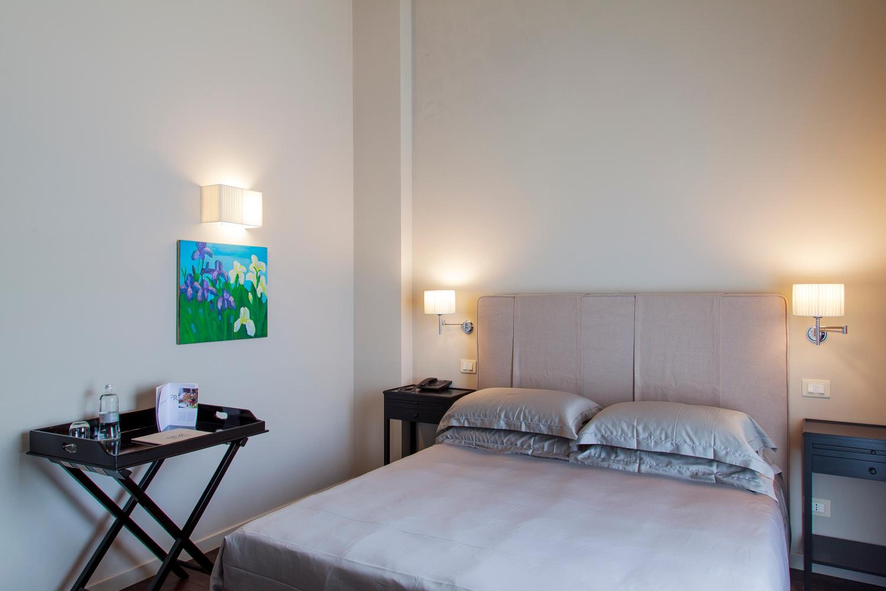 Standard Double Room photo 3