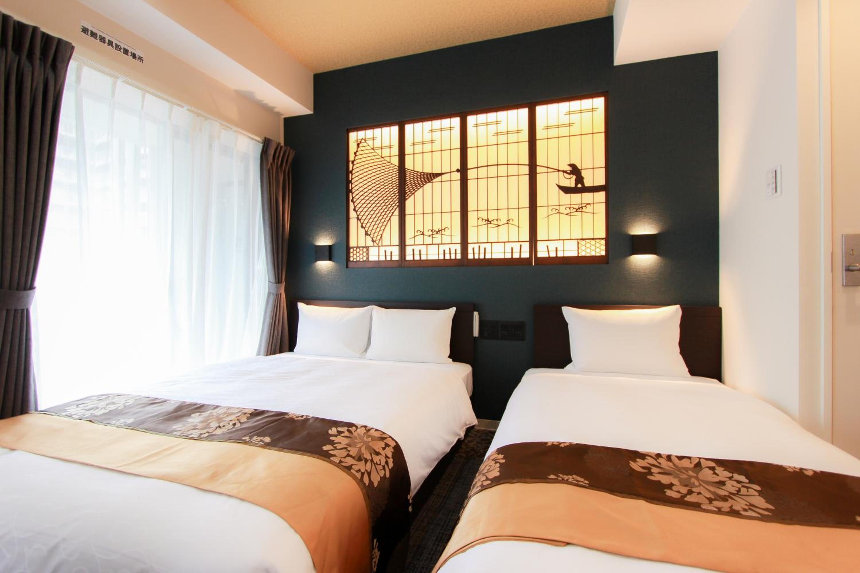 Superior Quadruple Room photo 3