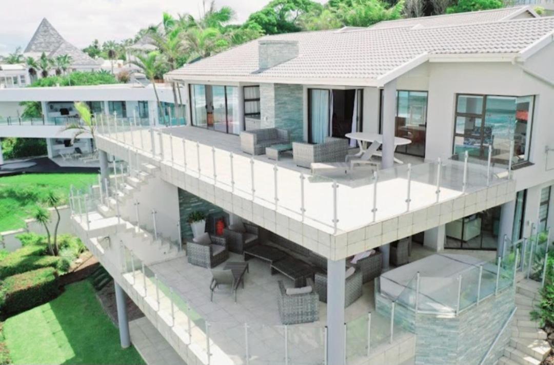 Four-Bedroom Deluxe Home - Oceanfront photo 1