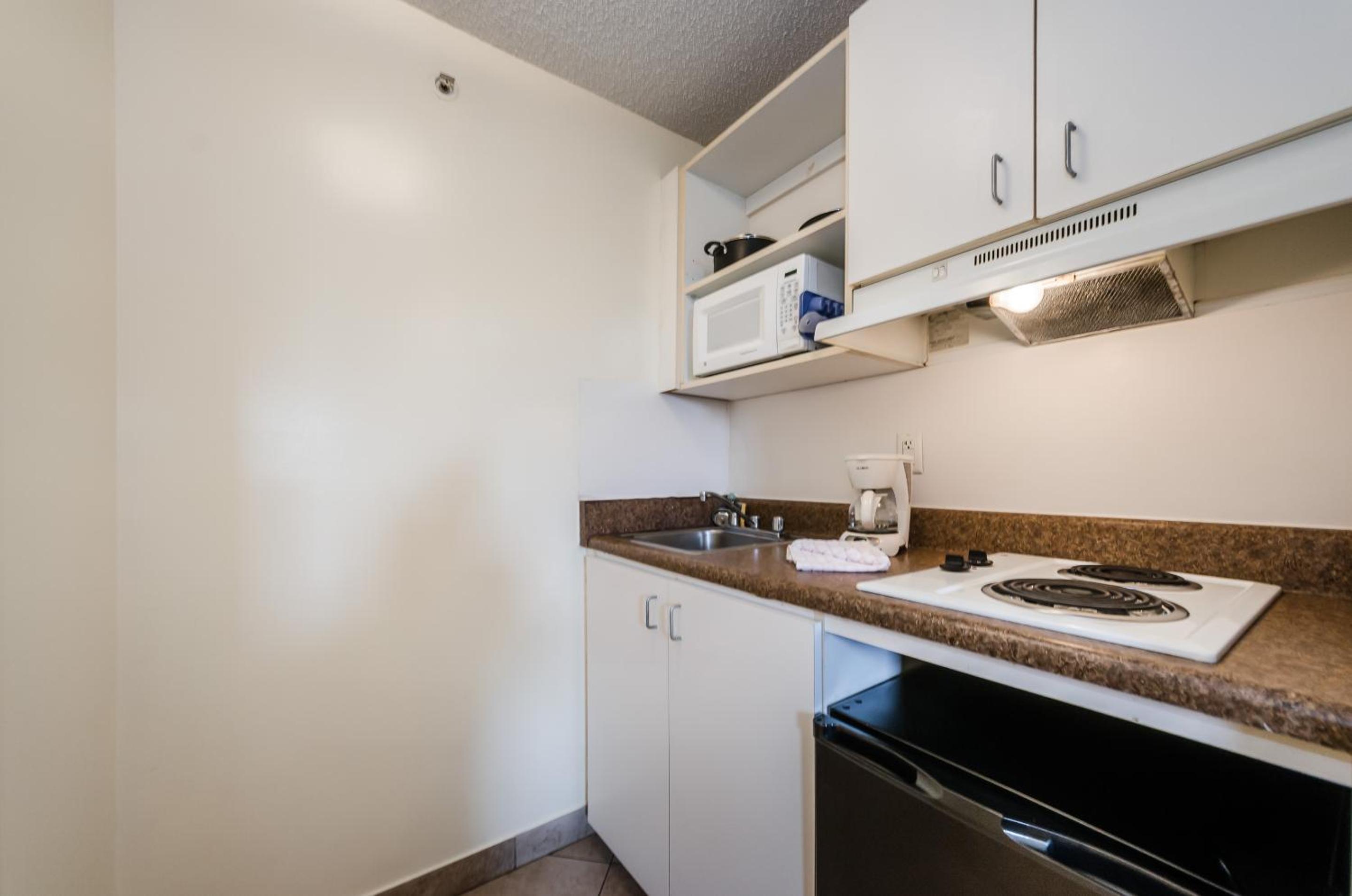 Standard Single Non-Smoking, Kitchenette - Photo 3