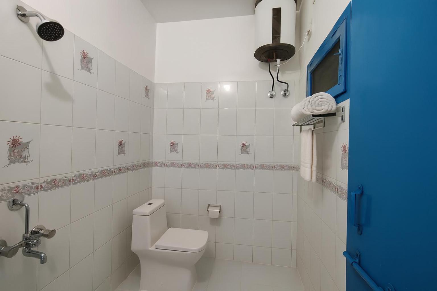 Two-Bedroom Deluxe Apartment with Balcony photo 3