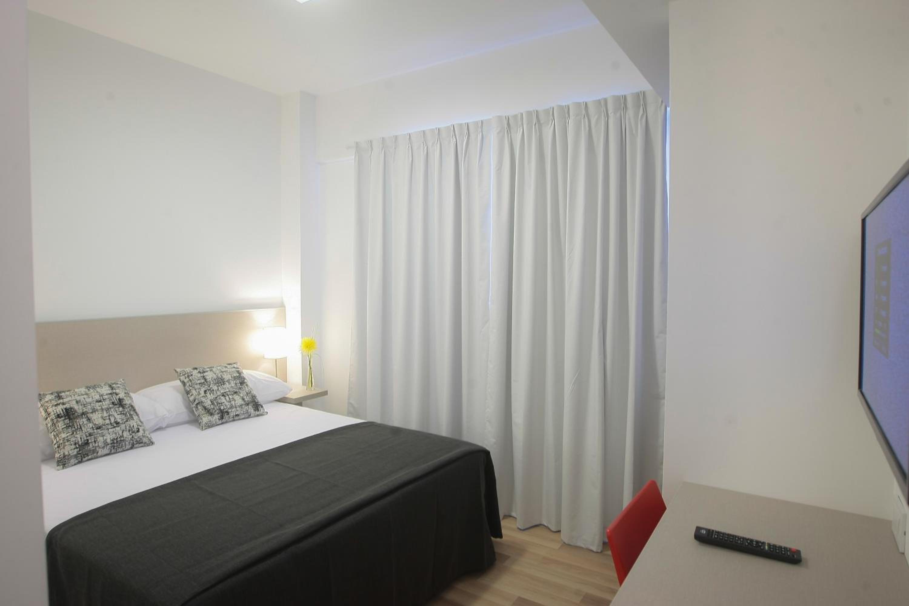 Small Double Room photo 2