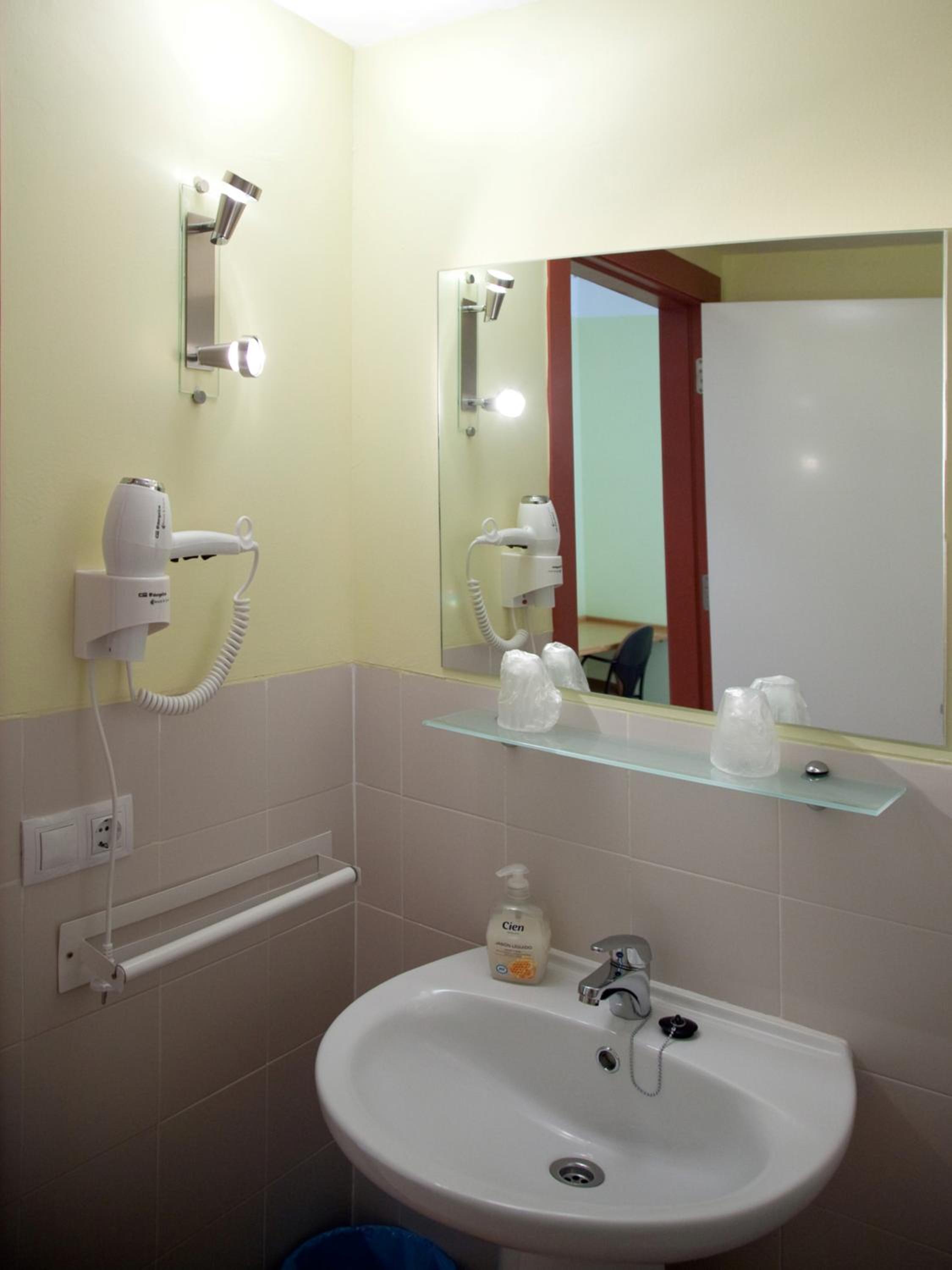Habitación Doble con Cama Extra