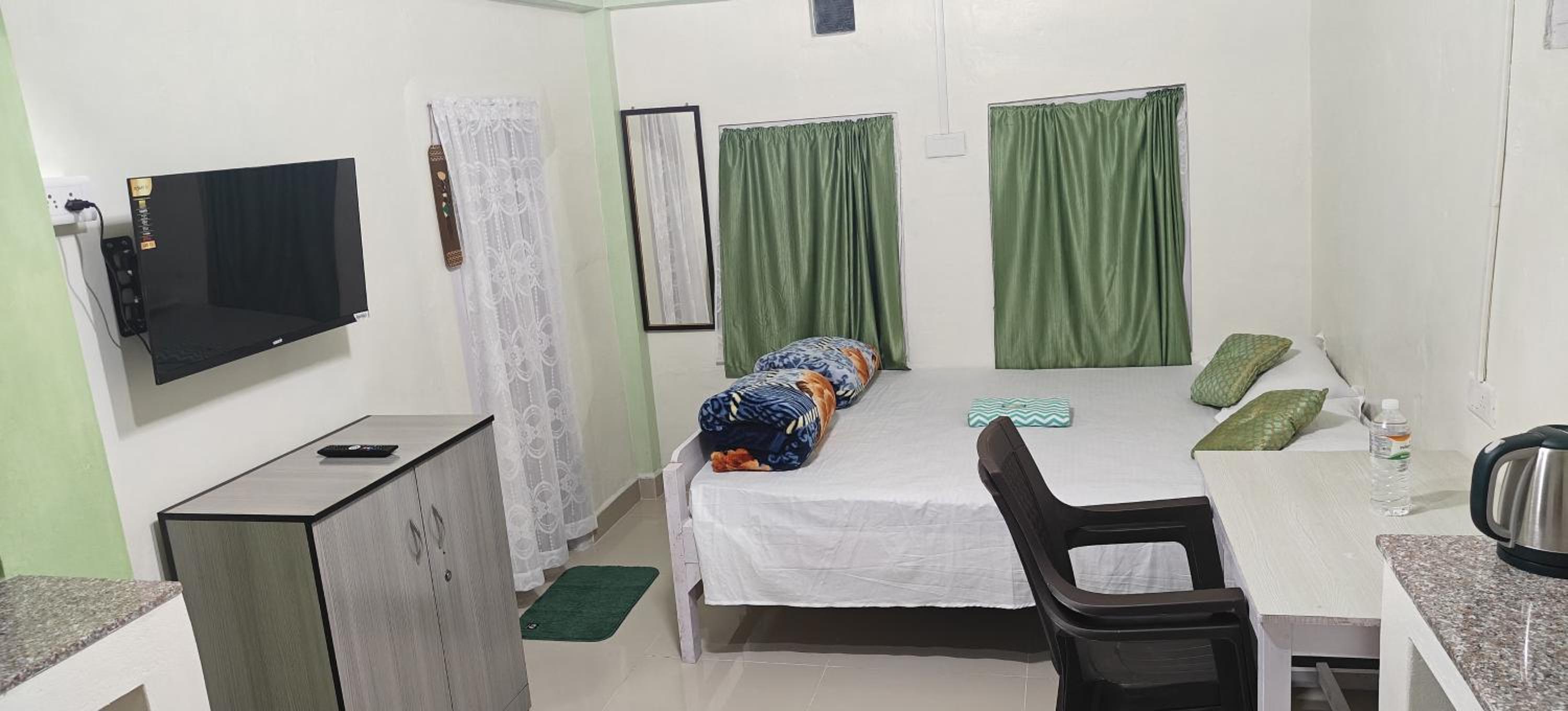 Large Double Room photo 3