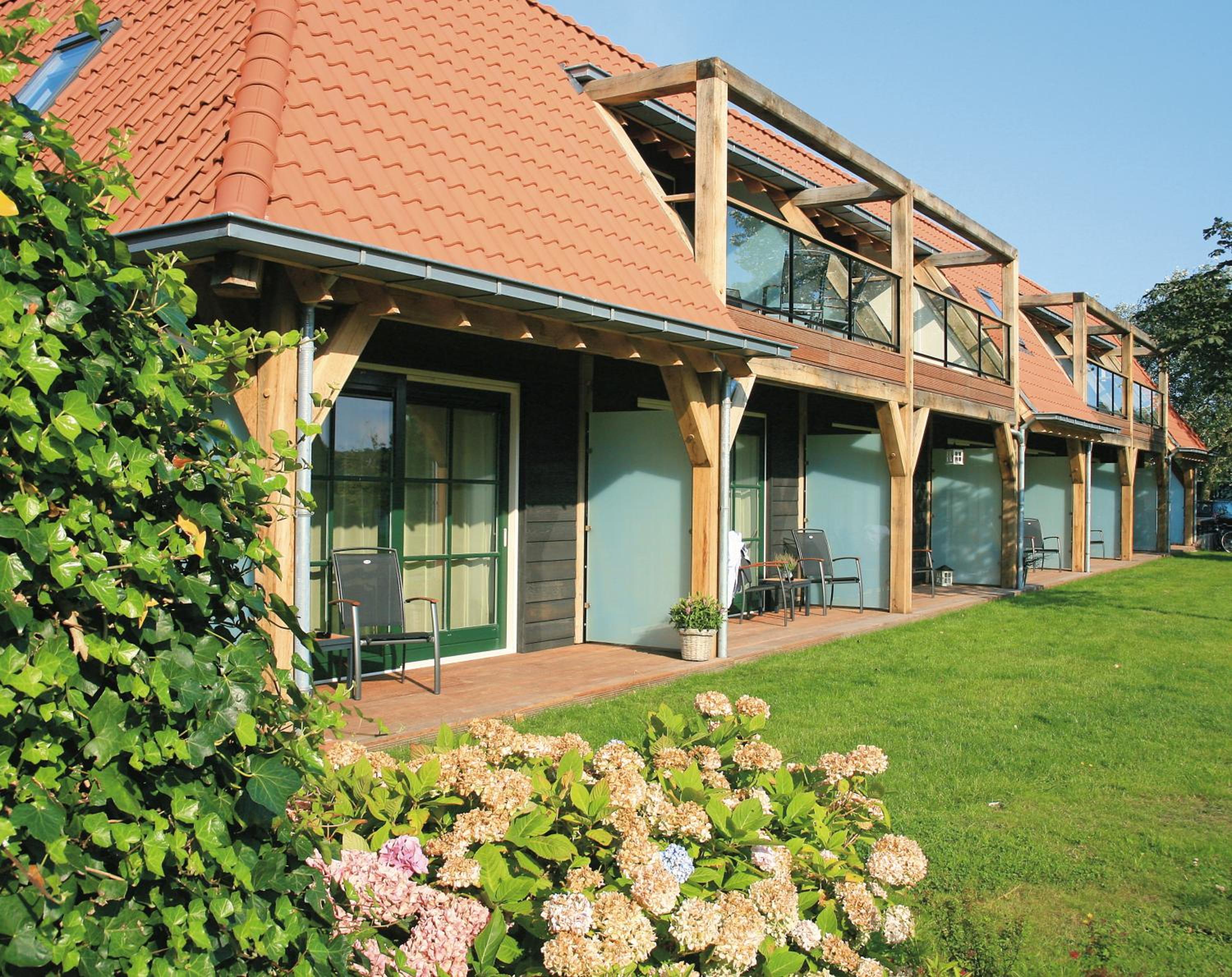Suite with Garden View photo 2