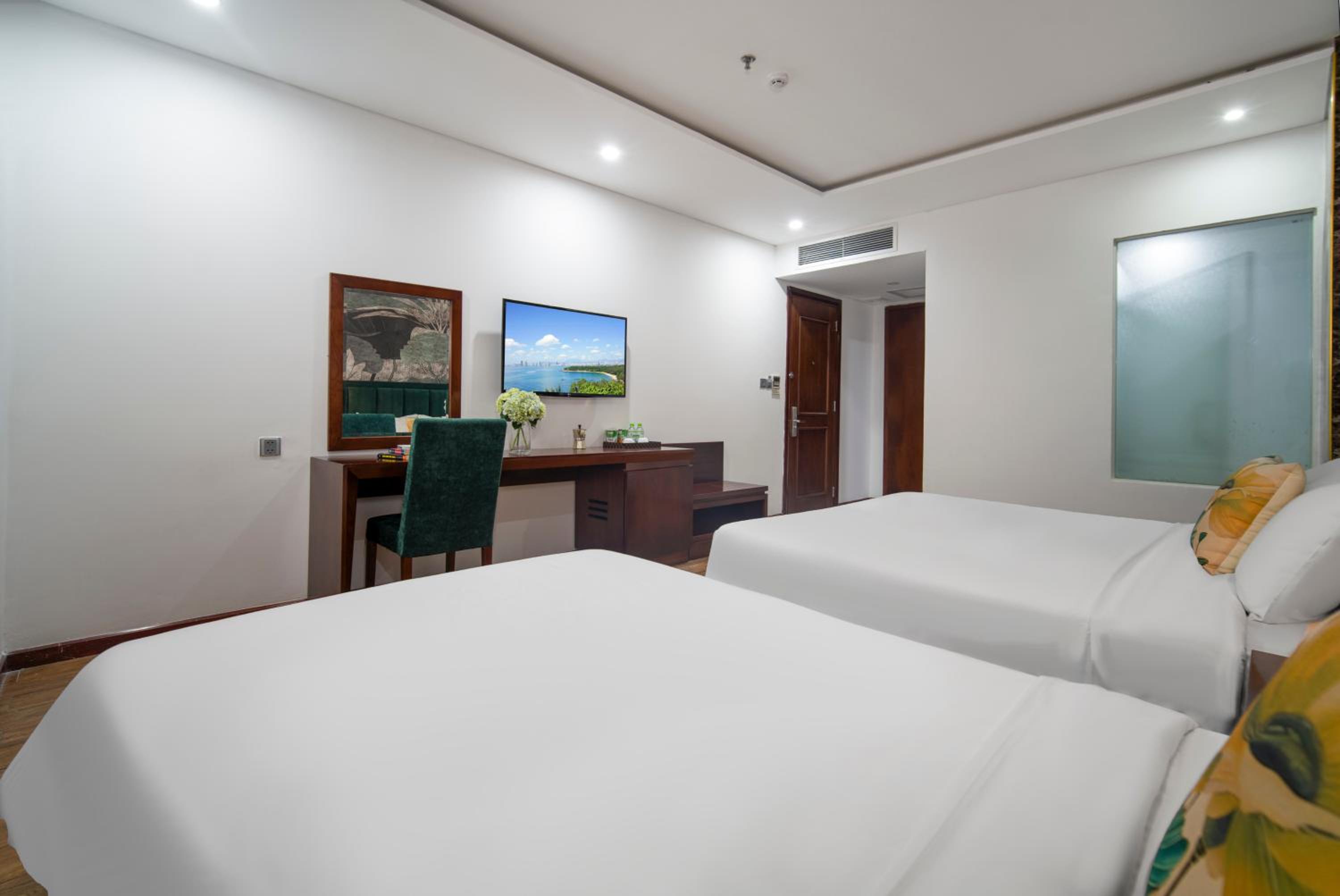 Superior Triple Room - Photo 7
