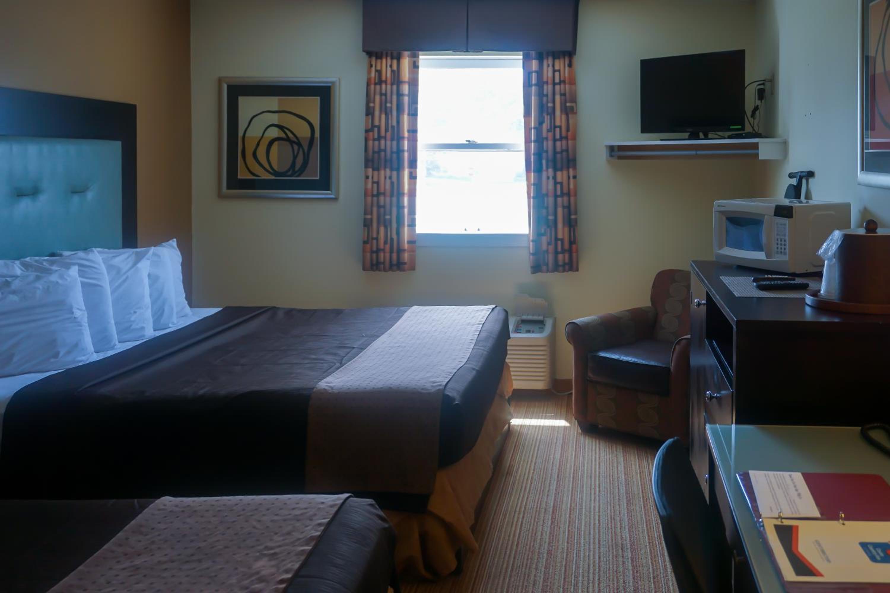 King and Double Room - Non-Smoking - Photo 7