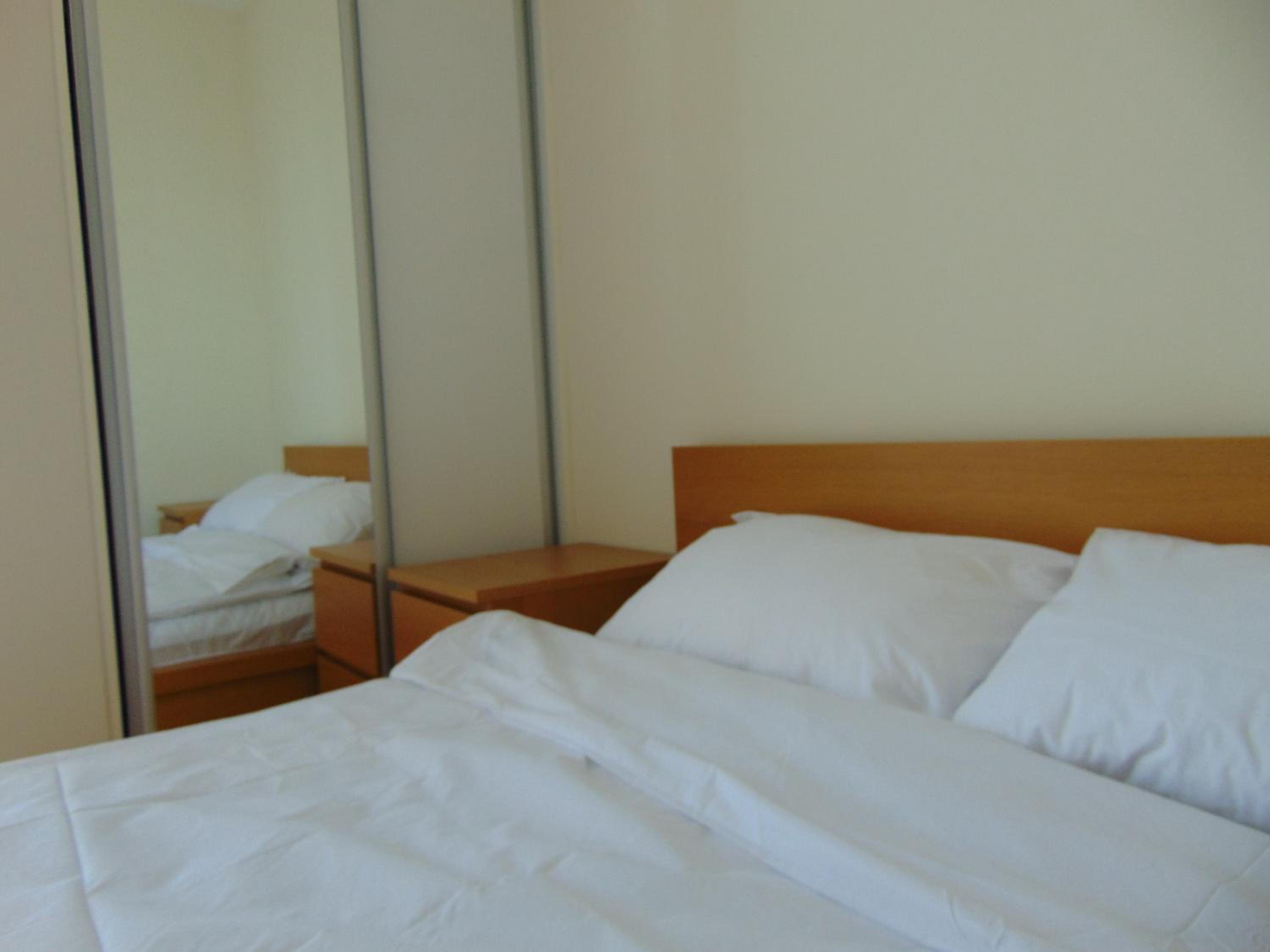 One-Bedroom Apartment with Balcony photo 2