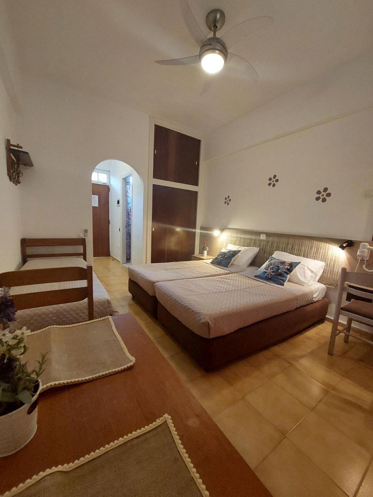 Classic Triple Room