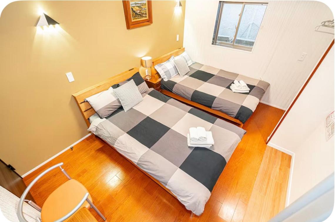 Quadruple Room with Private Bathroom photo 1