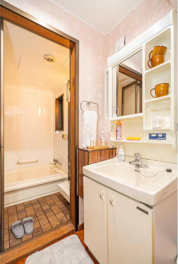 Triple Room with Private External Bathroom photo 3