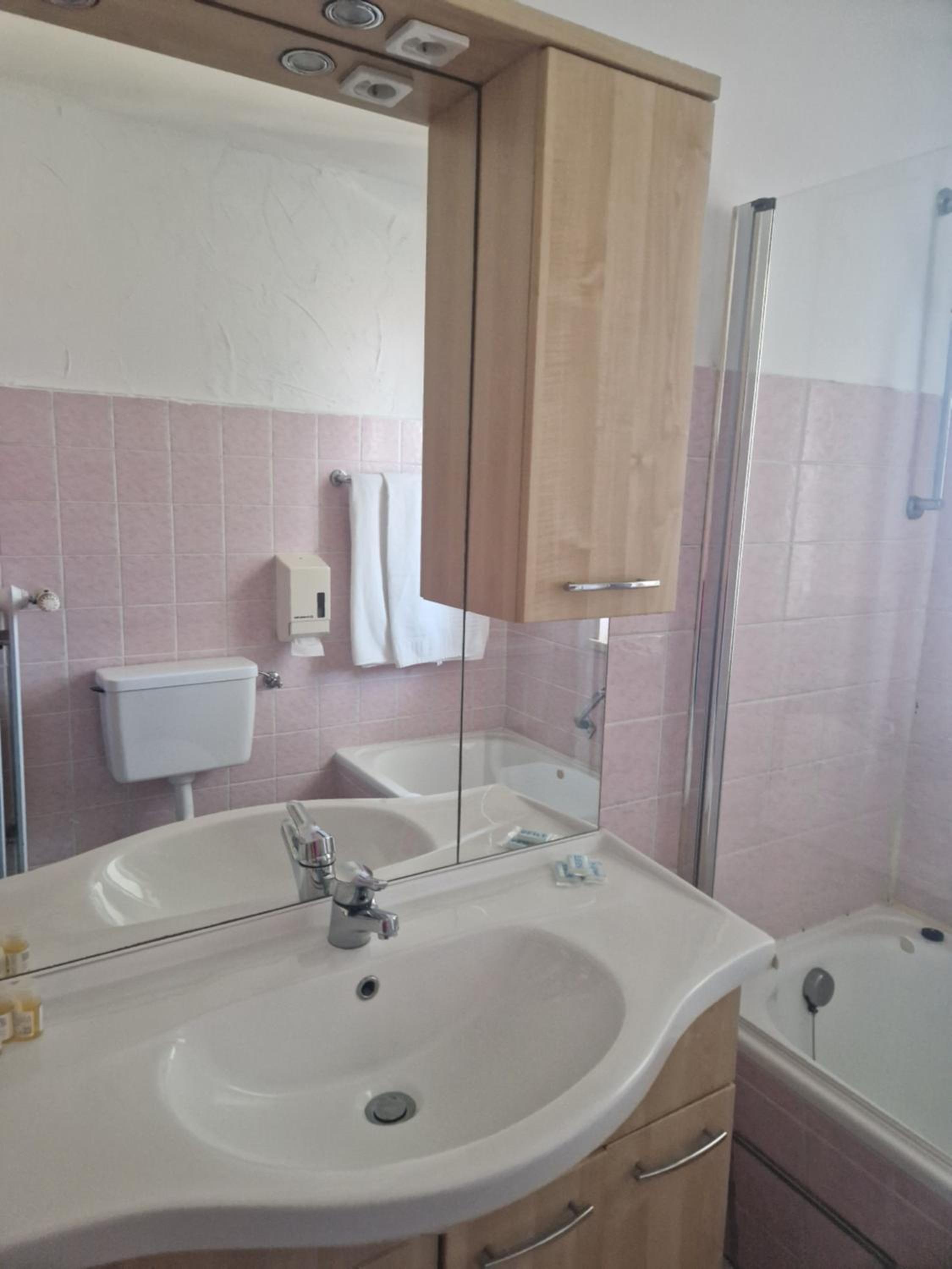 Triple Room with Balcony photo 1