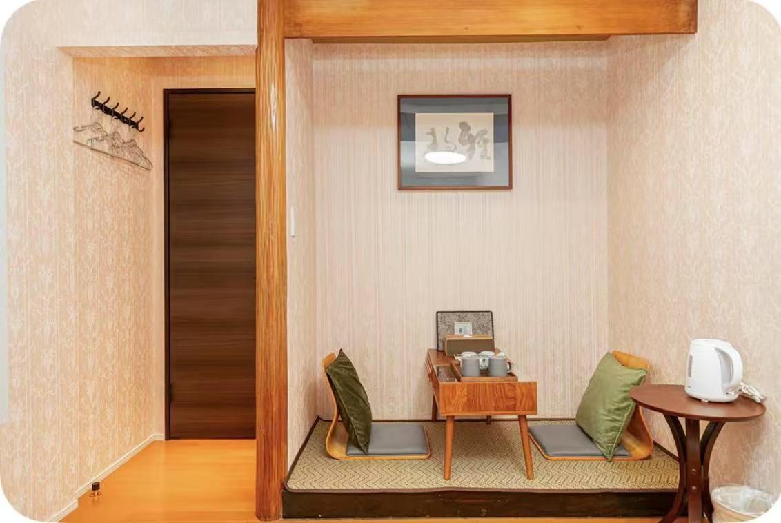 Double or Twin Room with Private Bathroom photo 1