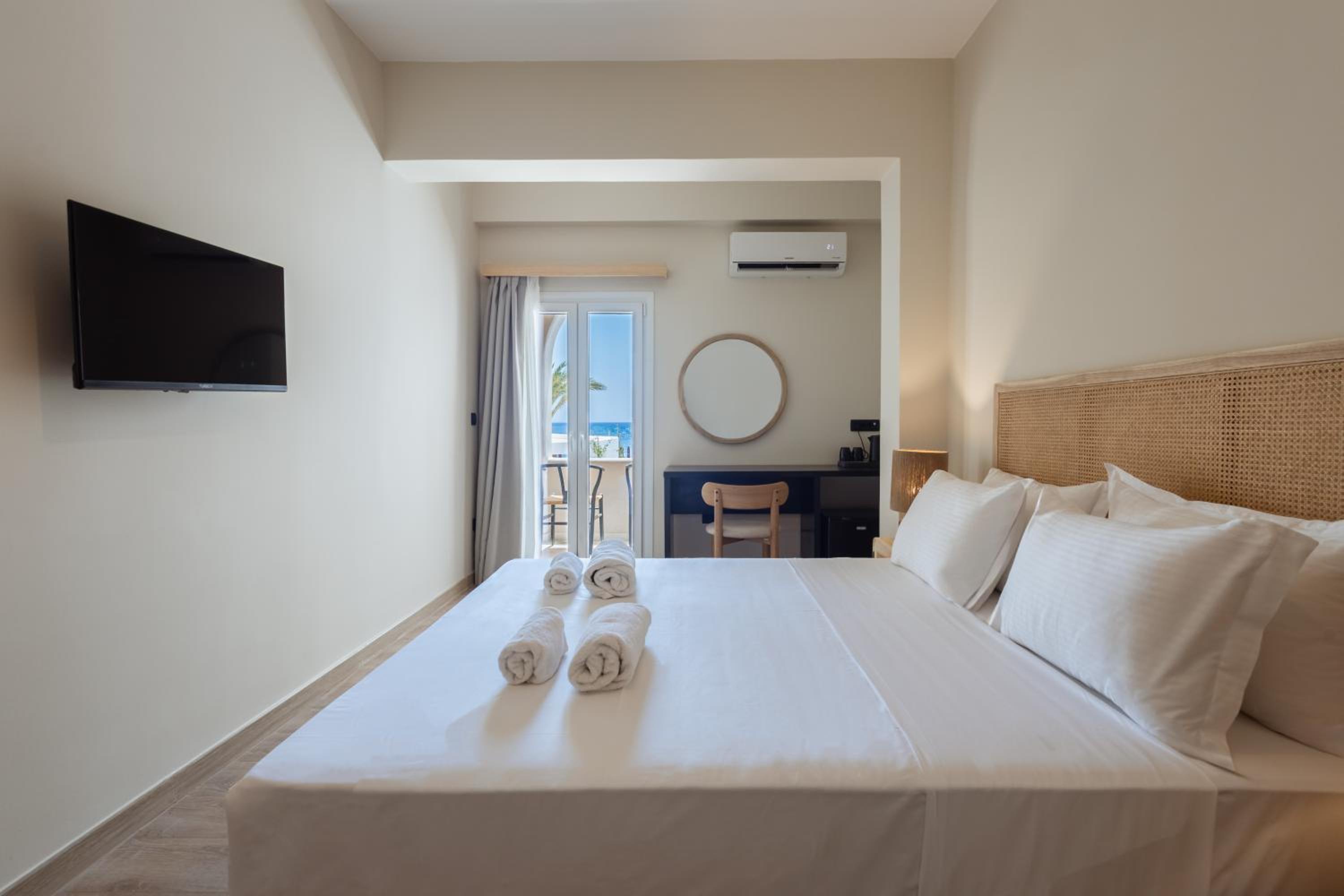 Deluxe Double Room with Sea View