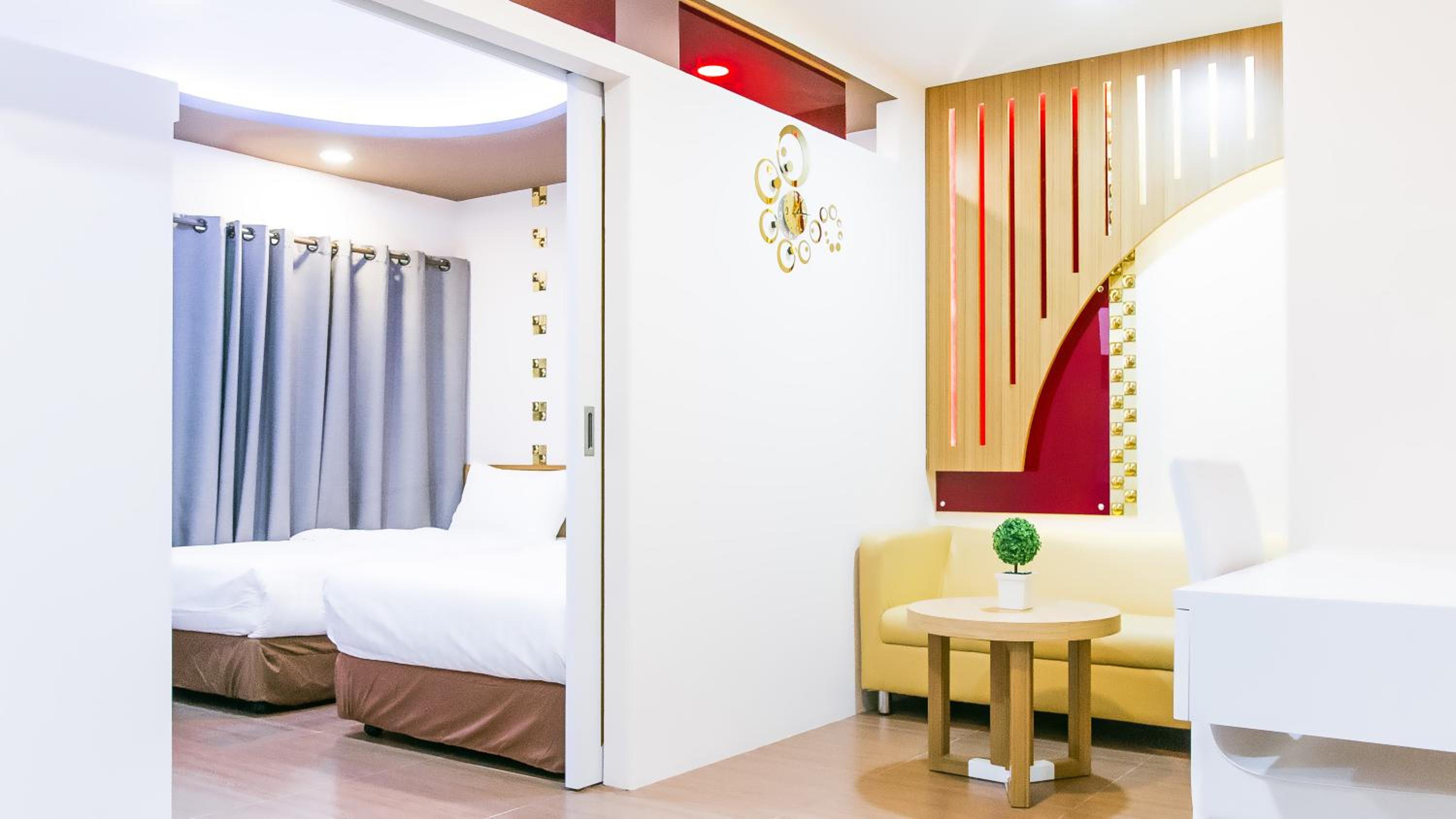 Deluxe Twin Room photo 1